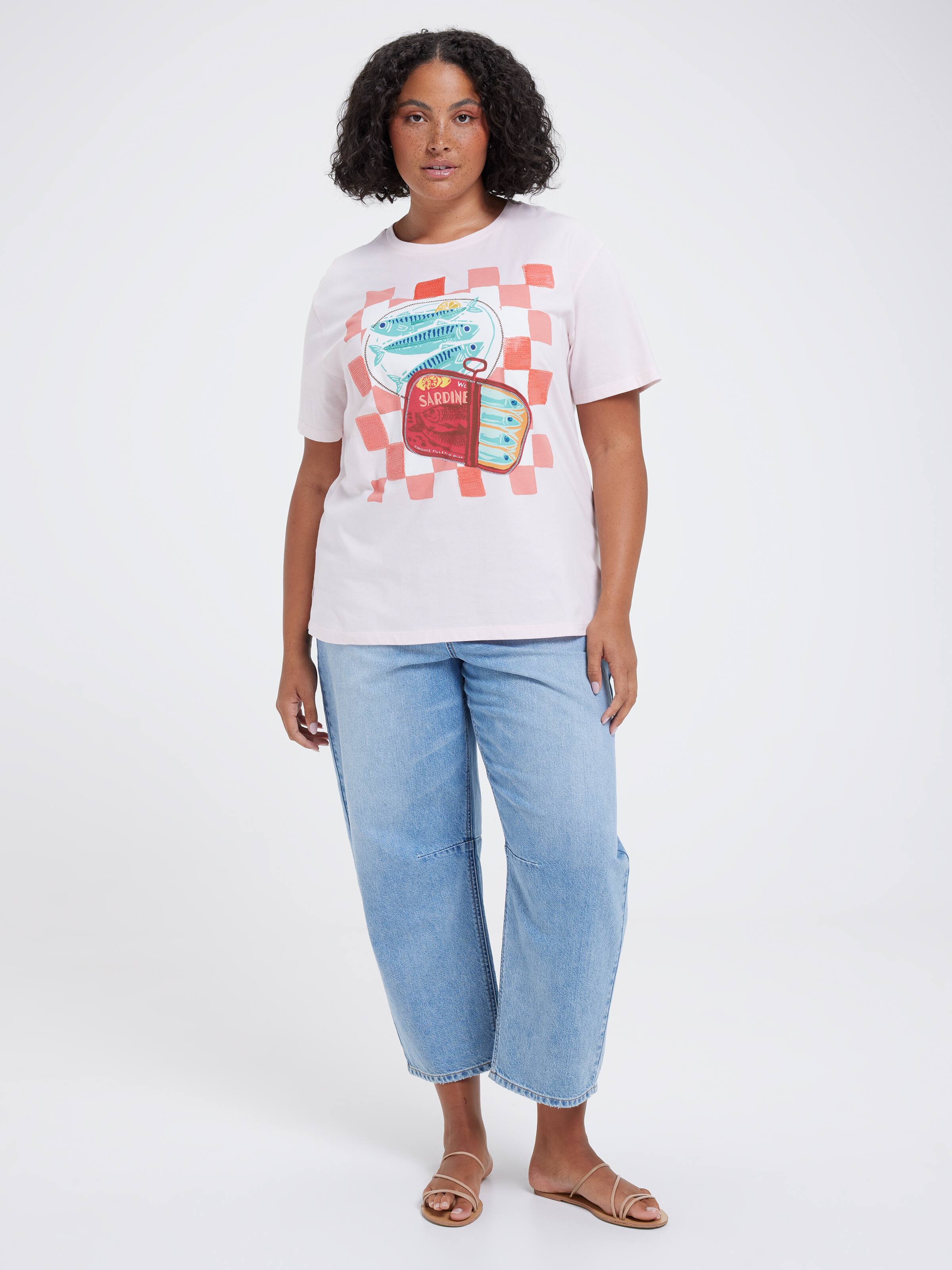 Curve Antonia Oversized Graphic Tee