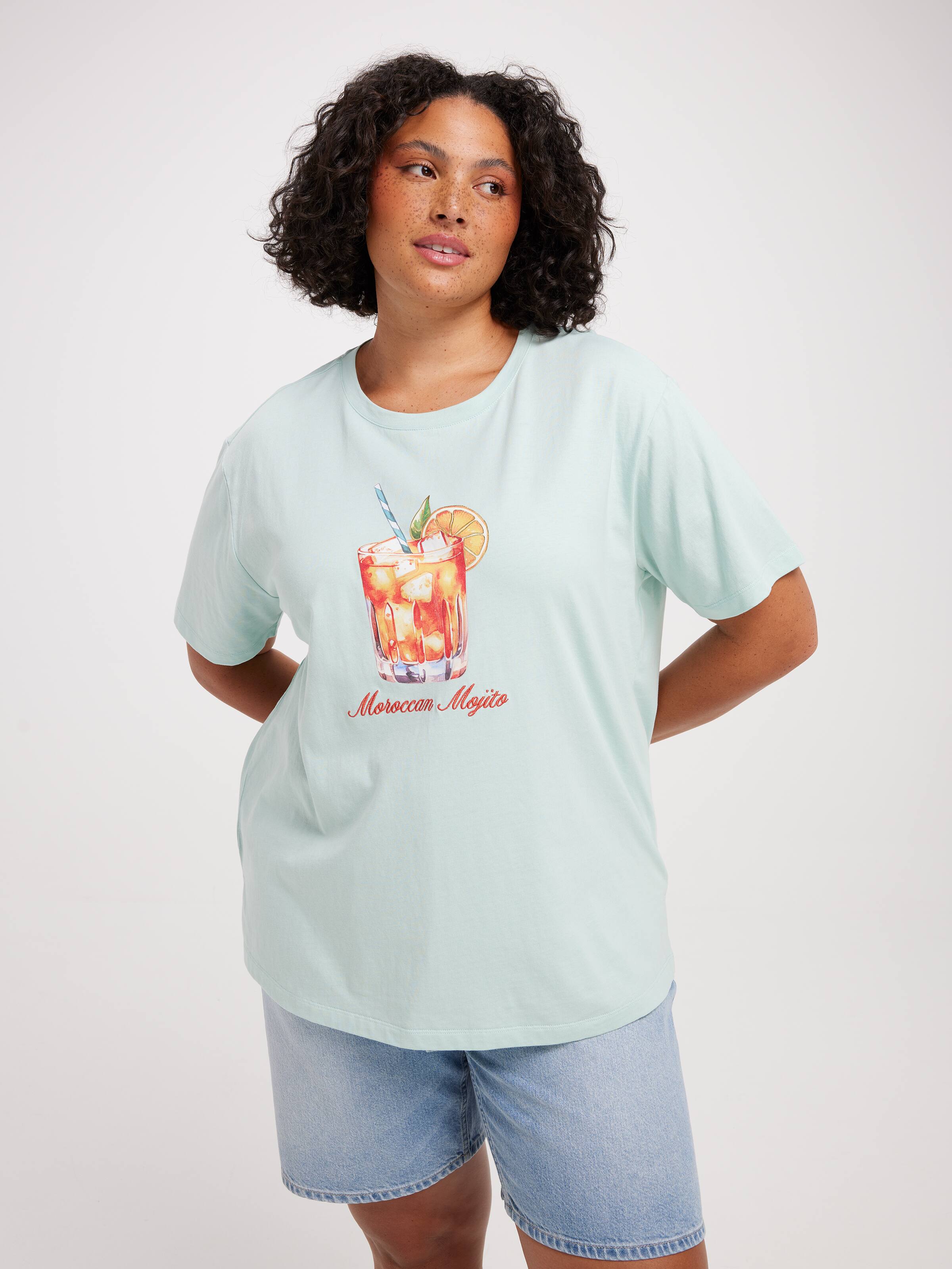 Curve Antonia Oversized Graphic Tee