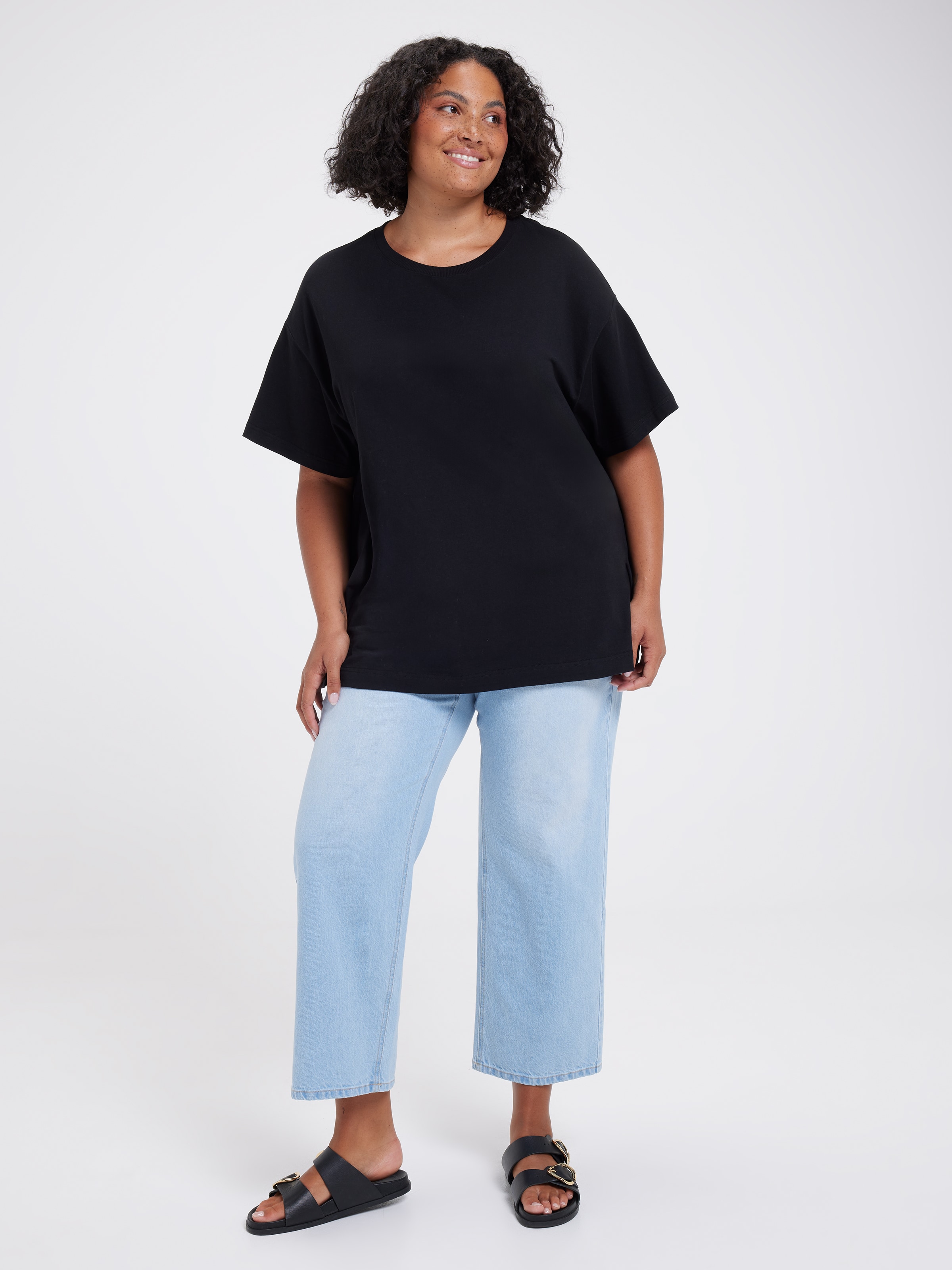 Curve Oversized Relaxed Tee
