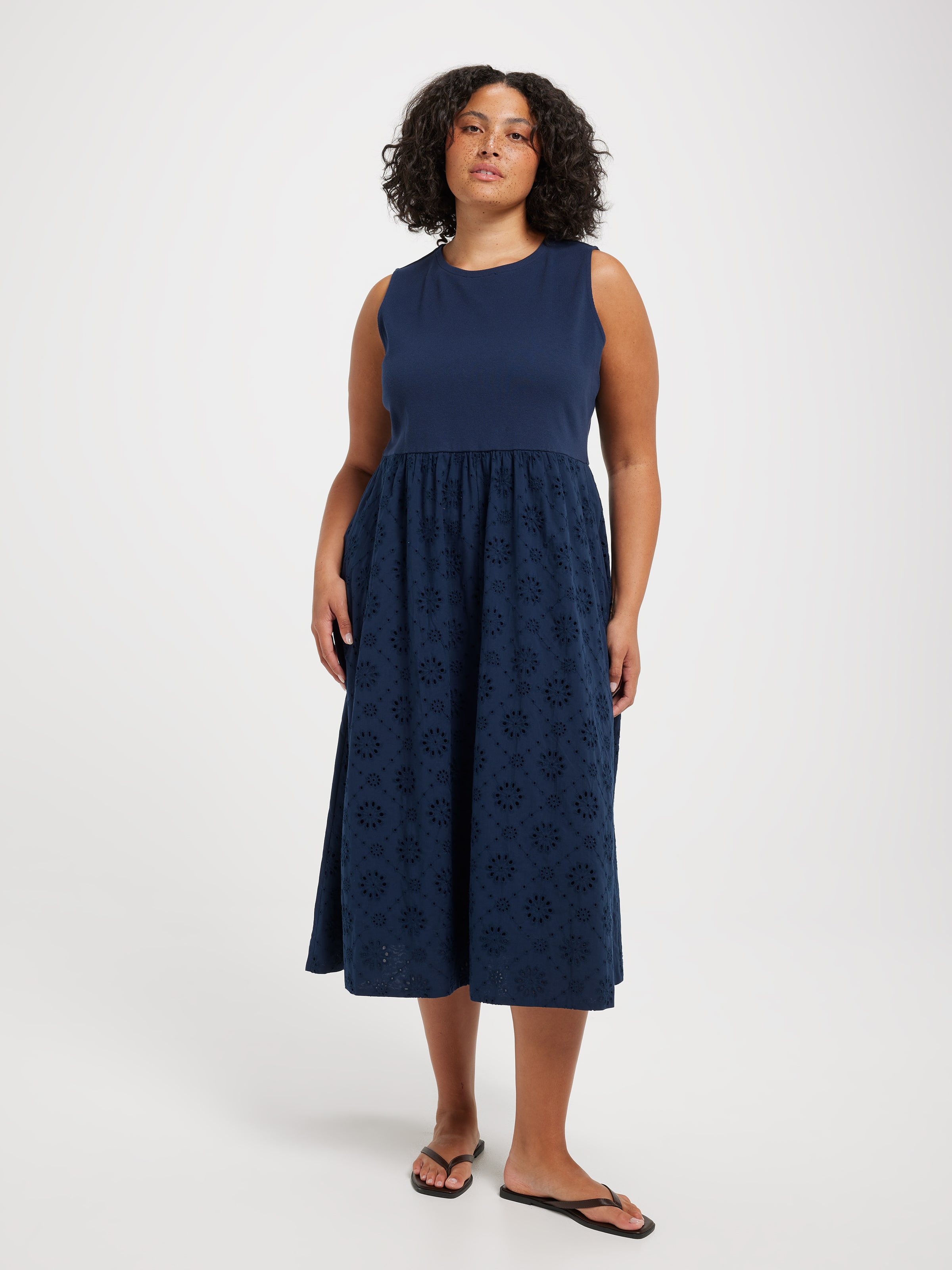 Curve Rita Embroidery Twofer Dress