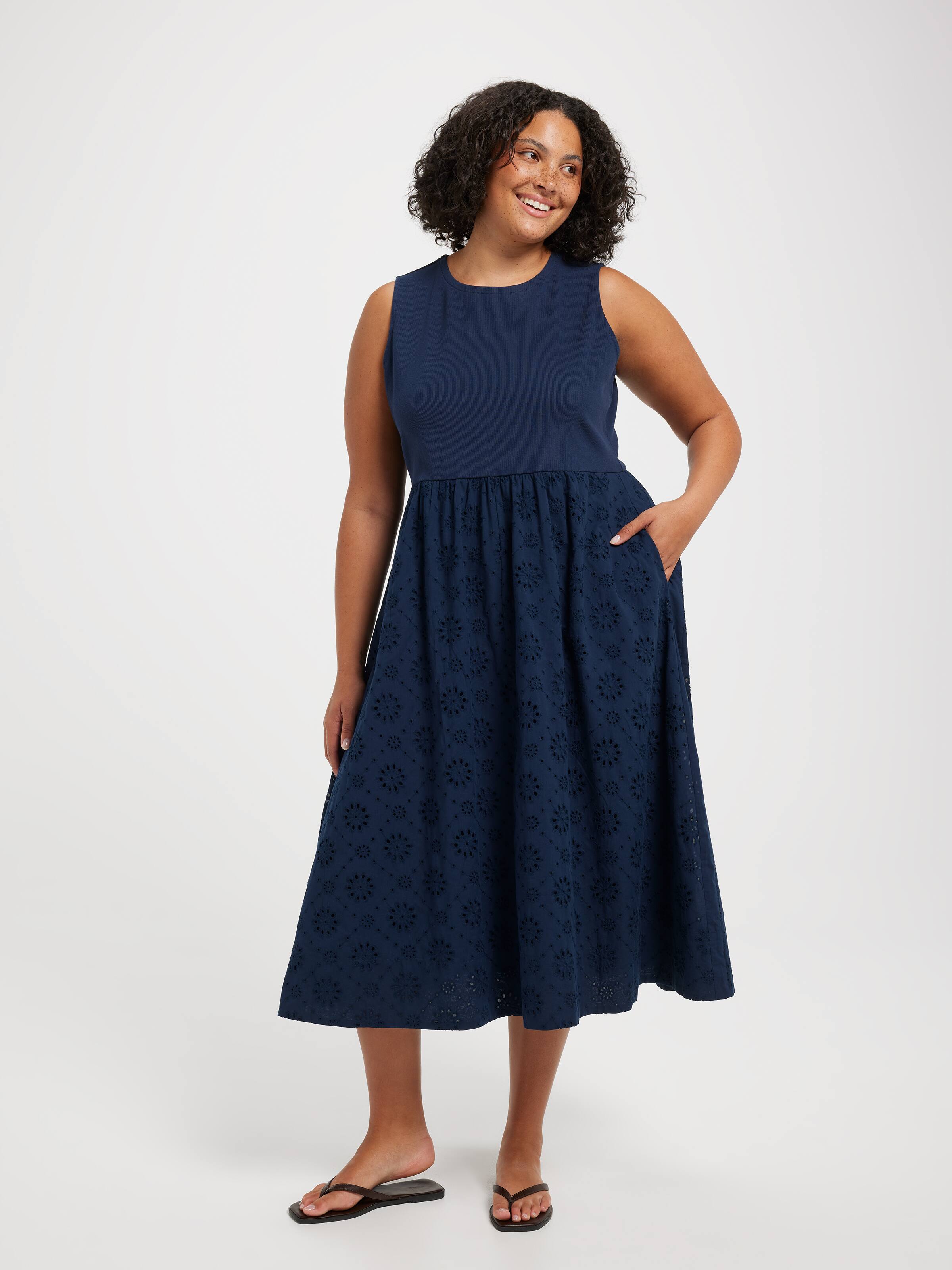 Curve Rita Embroidery Twofer Dress