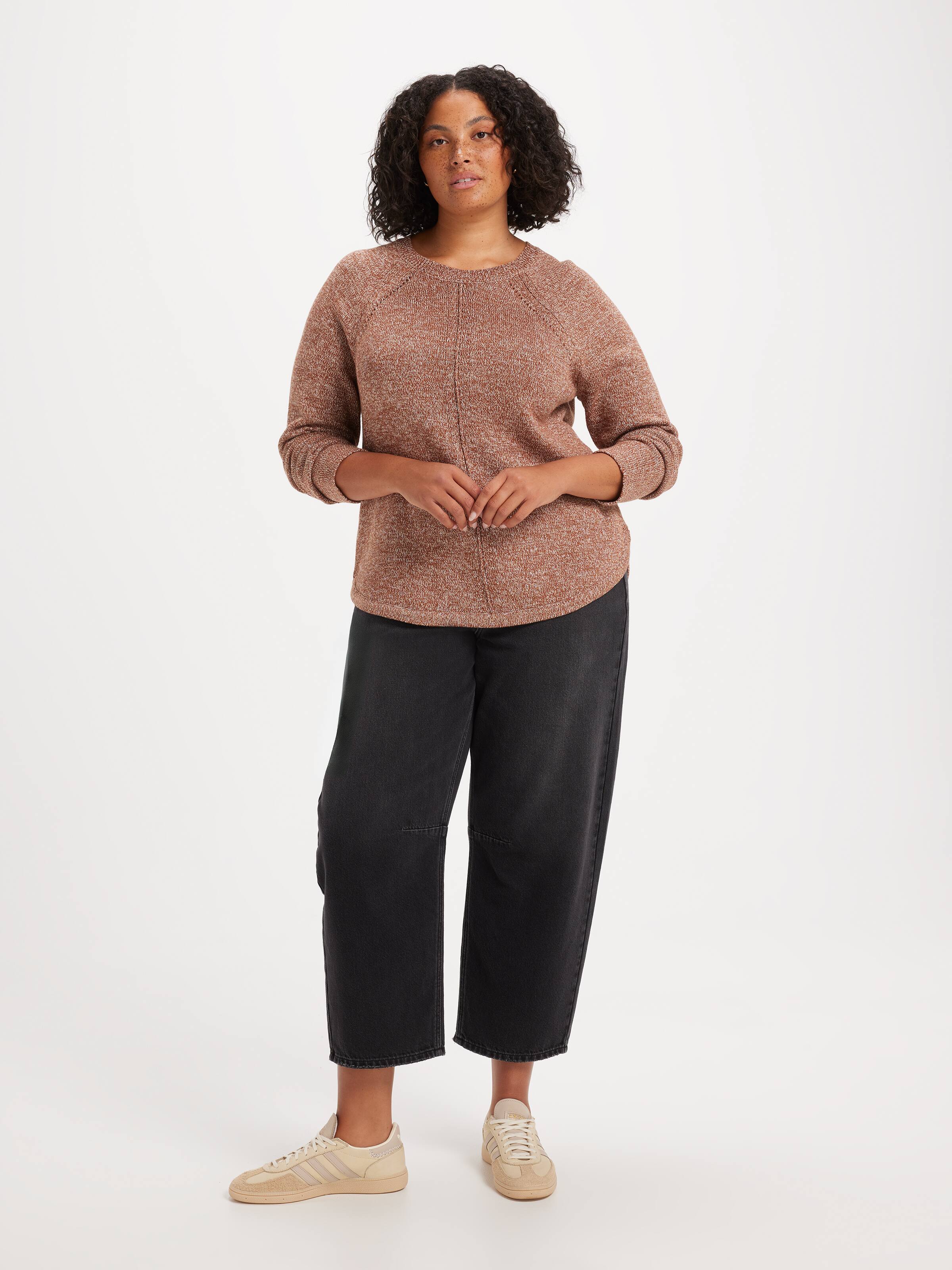 Curve Millie Scoop Hem Pullover