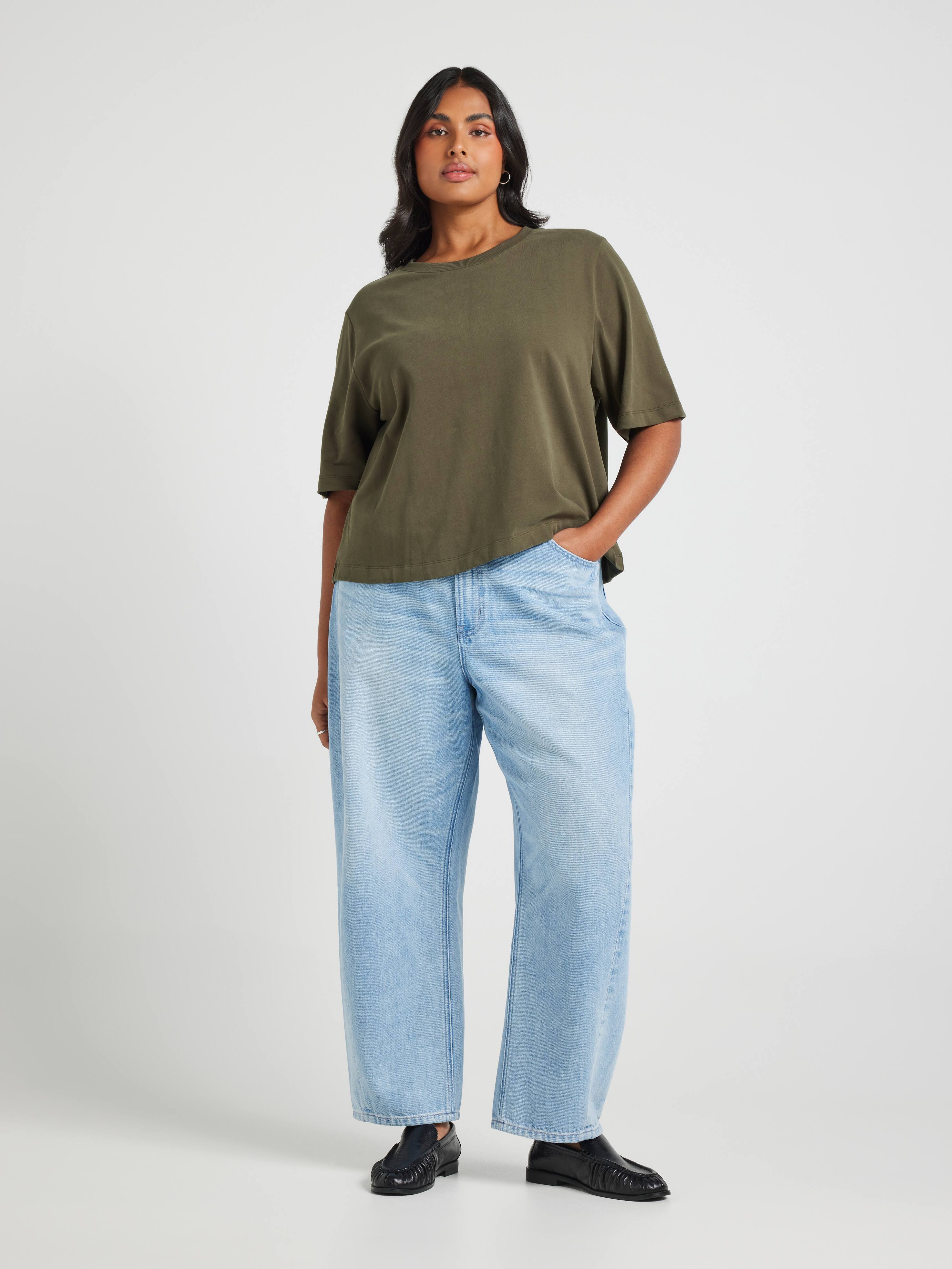 Curve Boxy Crop Tee
