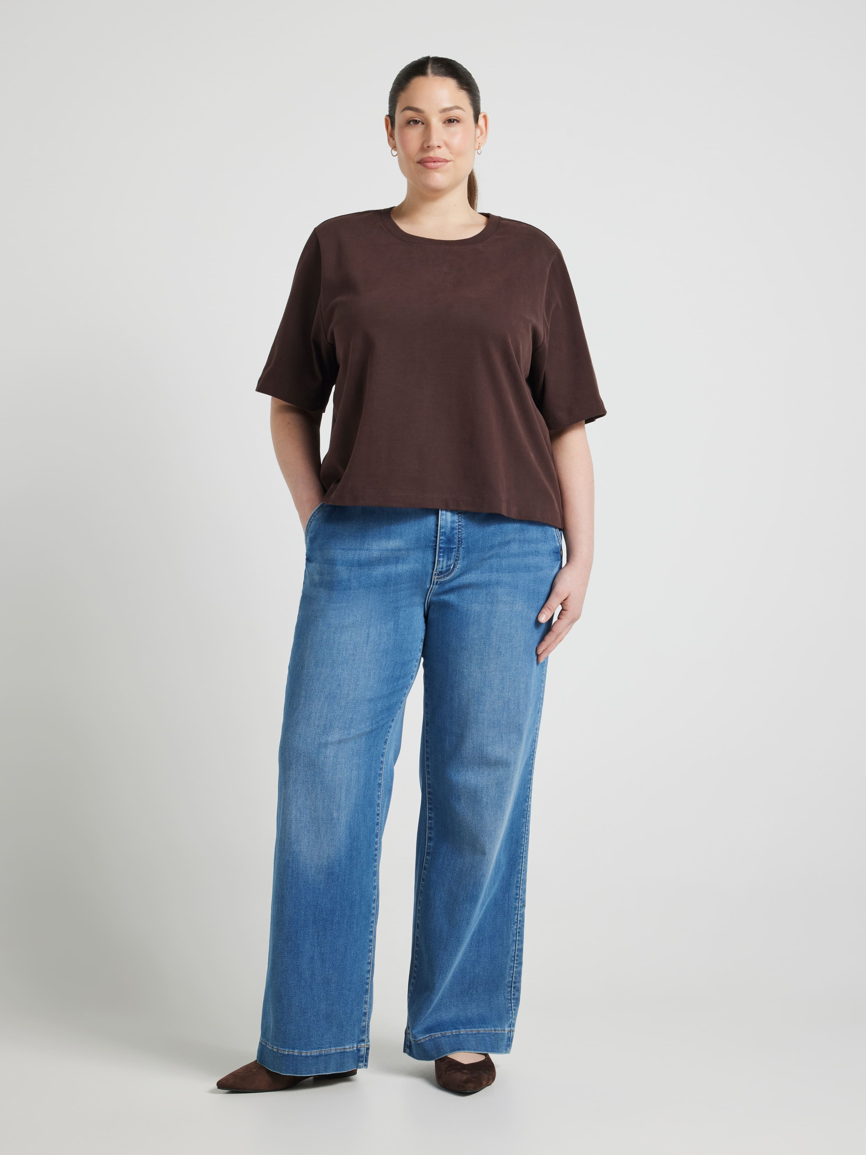 Curve Boxy Crop Tee