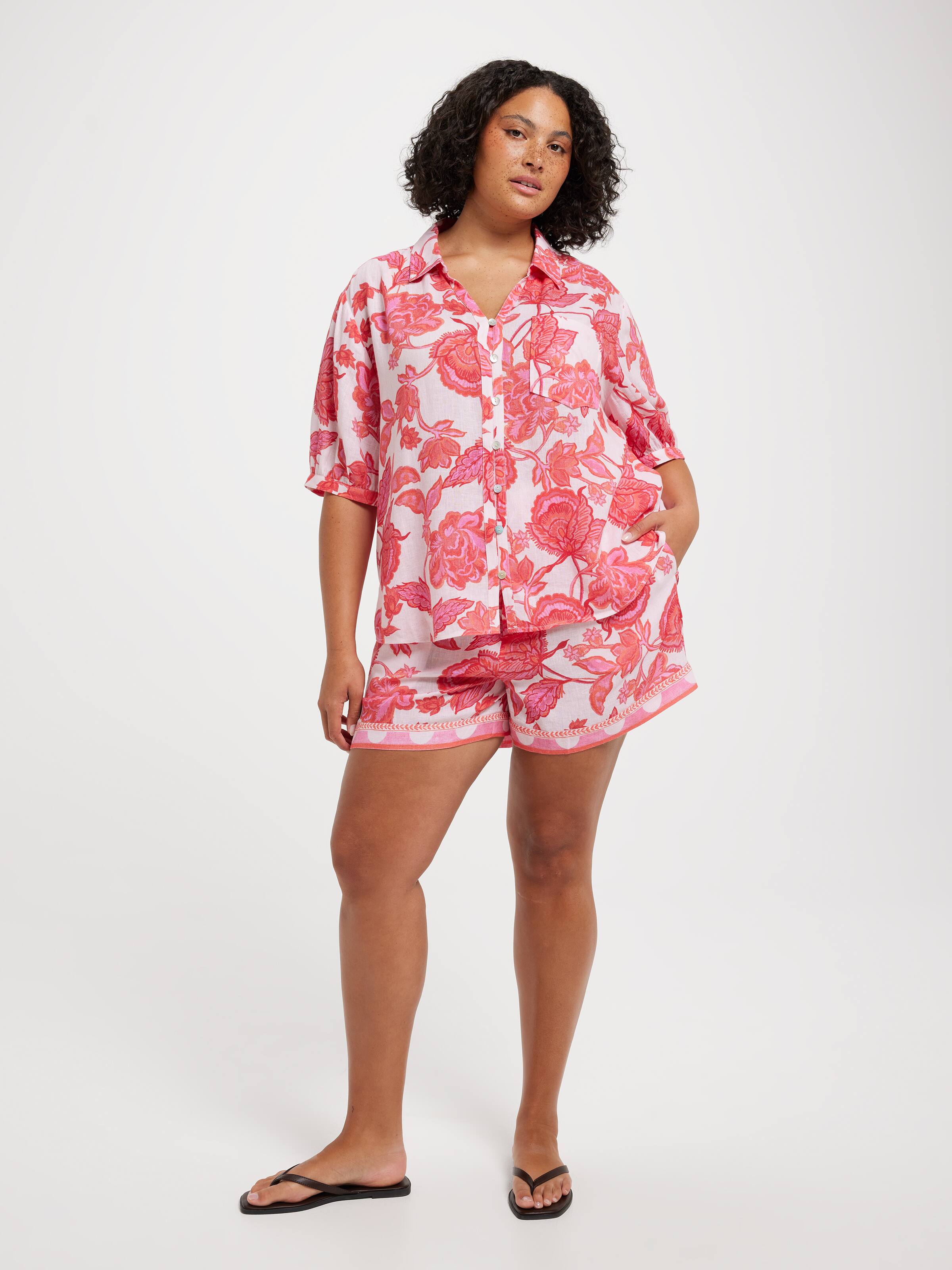 Curve Tyra Short Sleeve Shirt