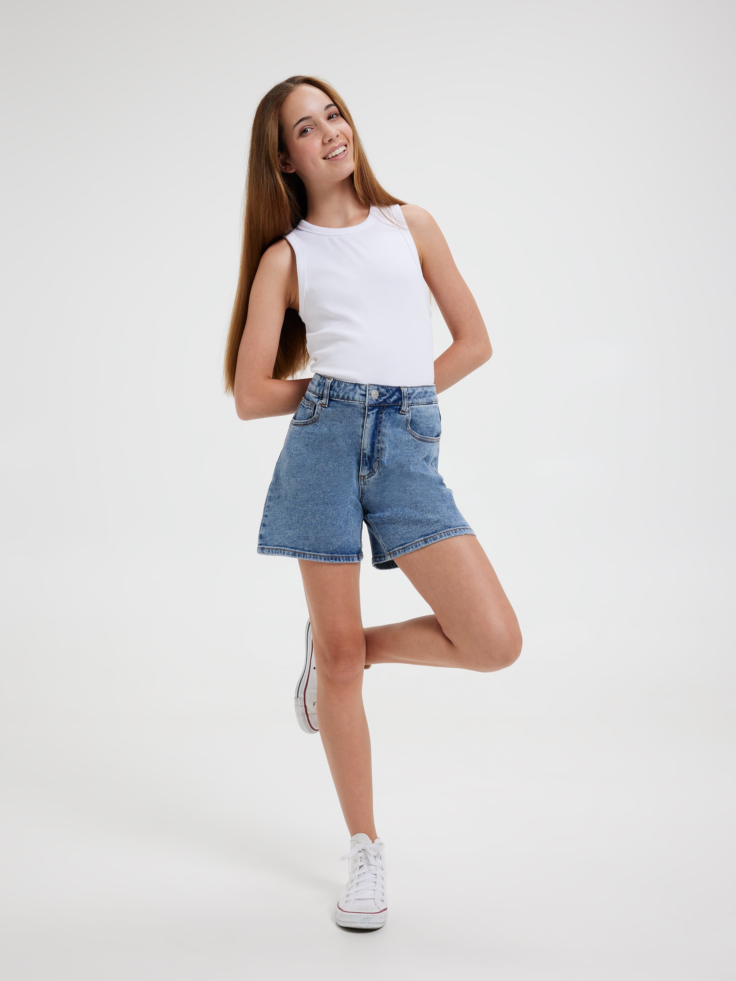 Girls Mom Short