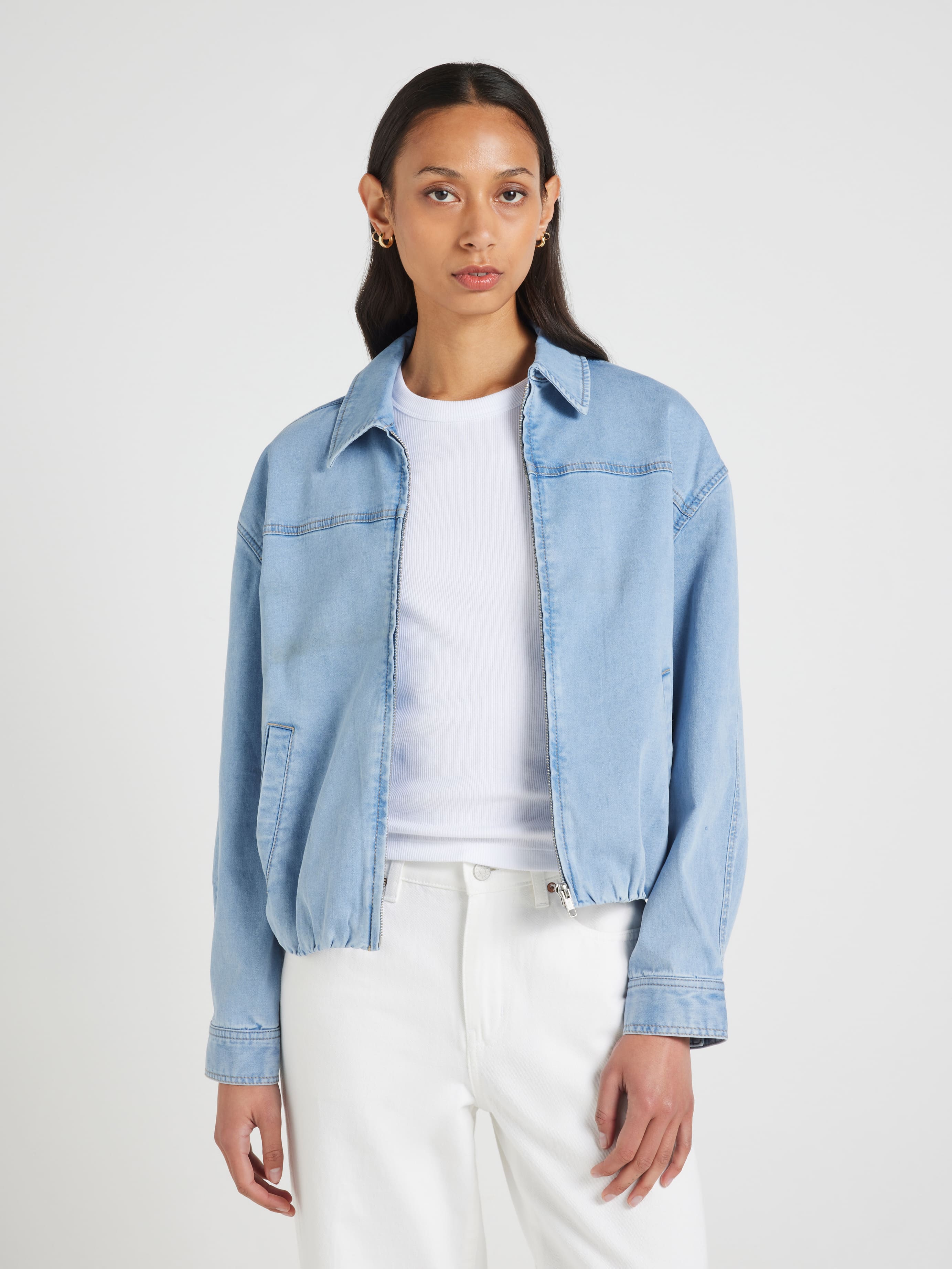 Amaze Bomber