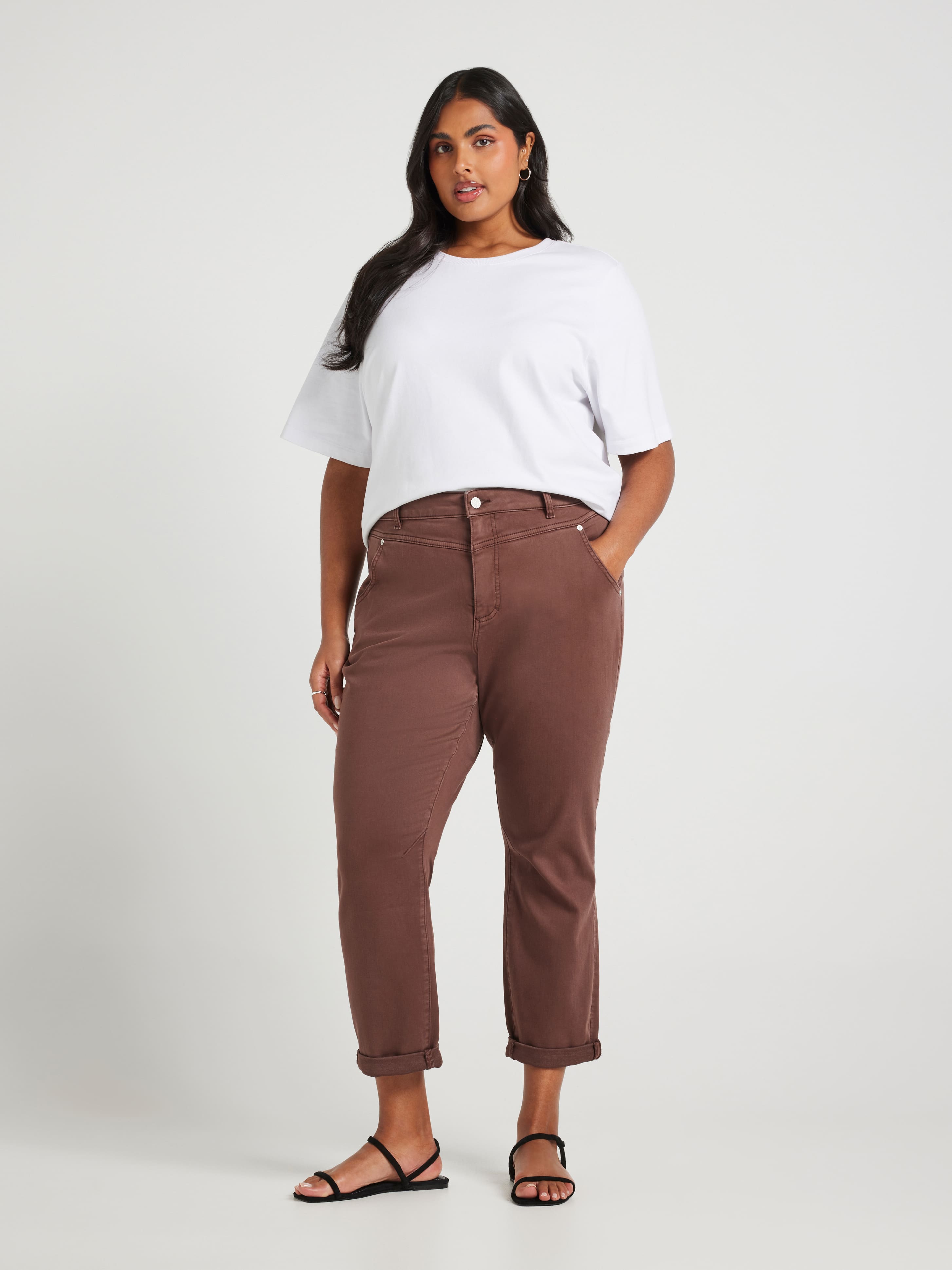 Curve Amaze Yoke Front Boyfriend Jean