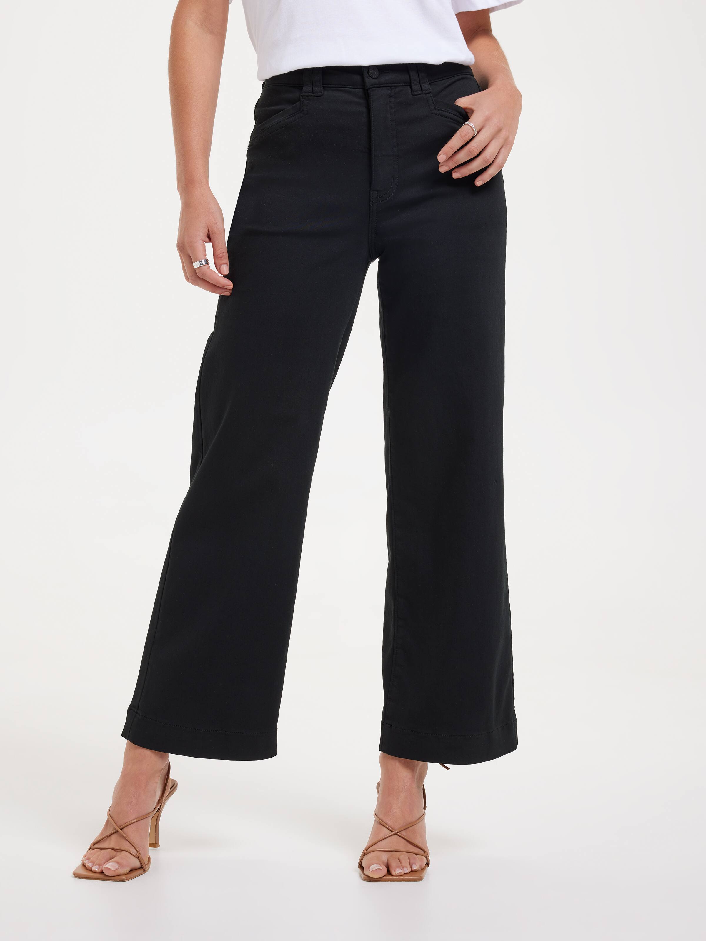 Amaze High Rise Wide Leg Ankle Jean