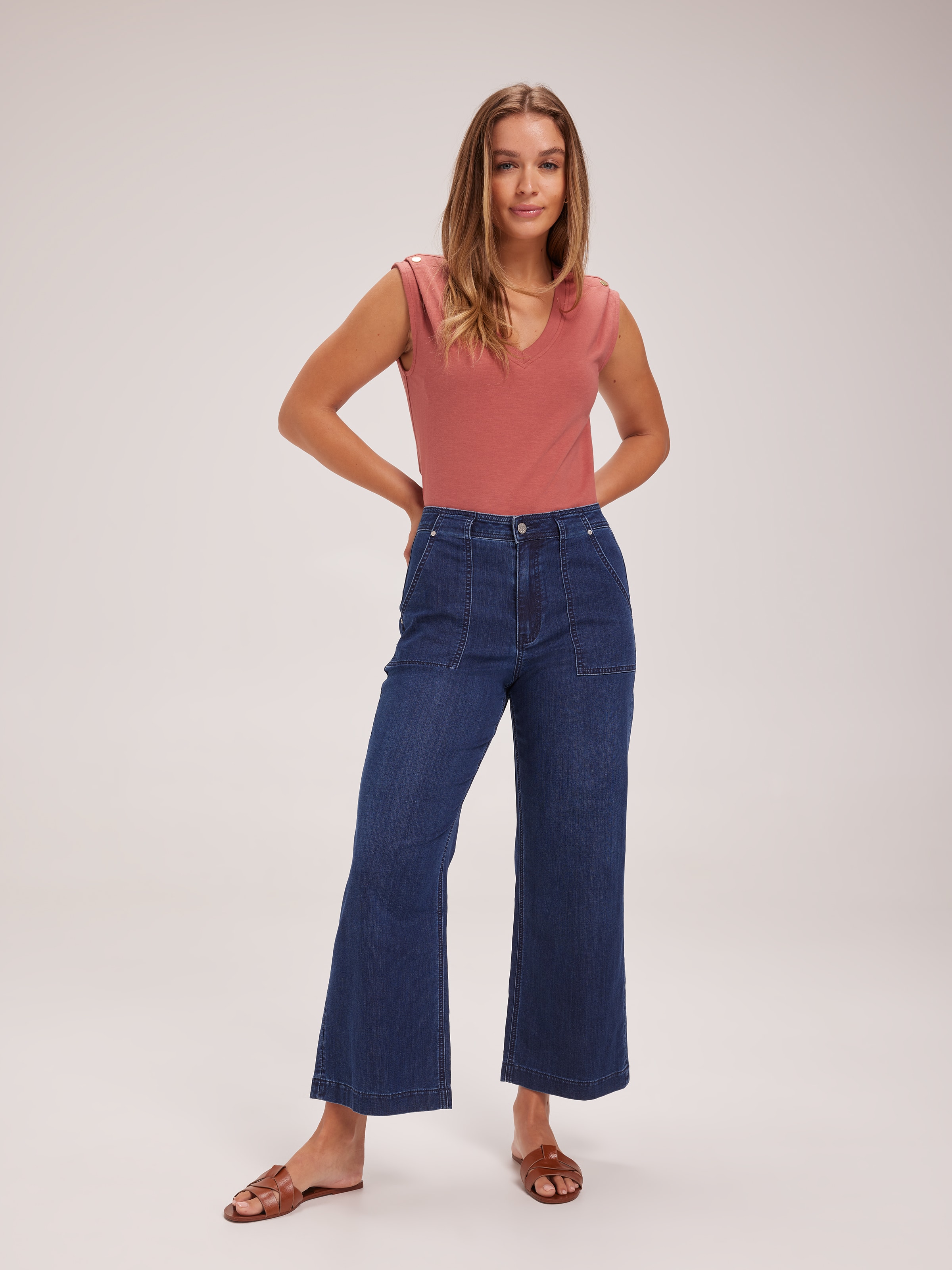 Amaze Utility Wide Ankle Jean