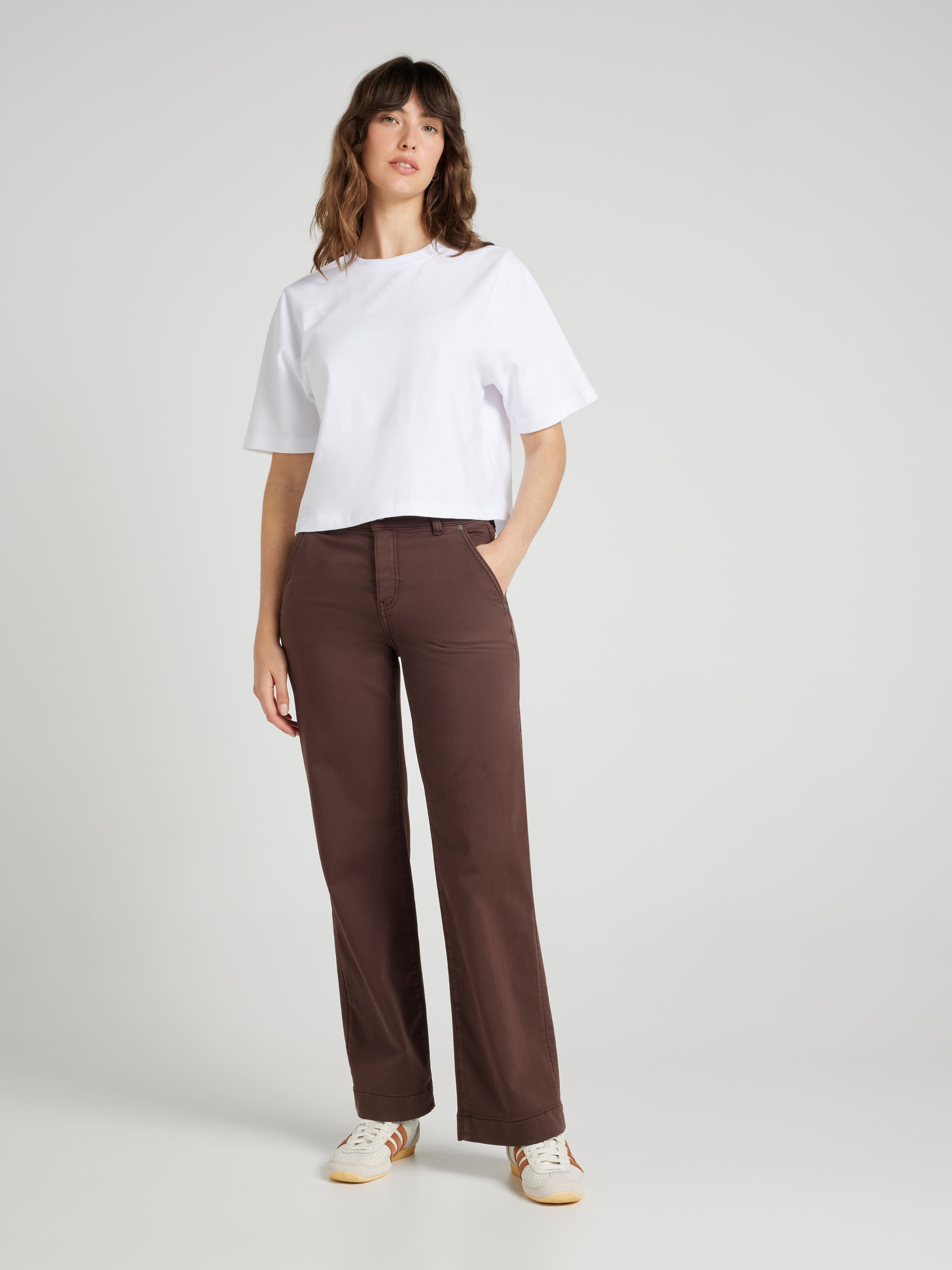 Amaze High Rise Wide Leg Jean