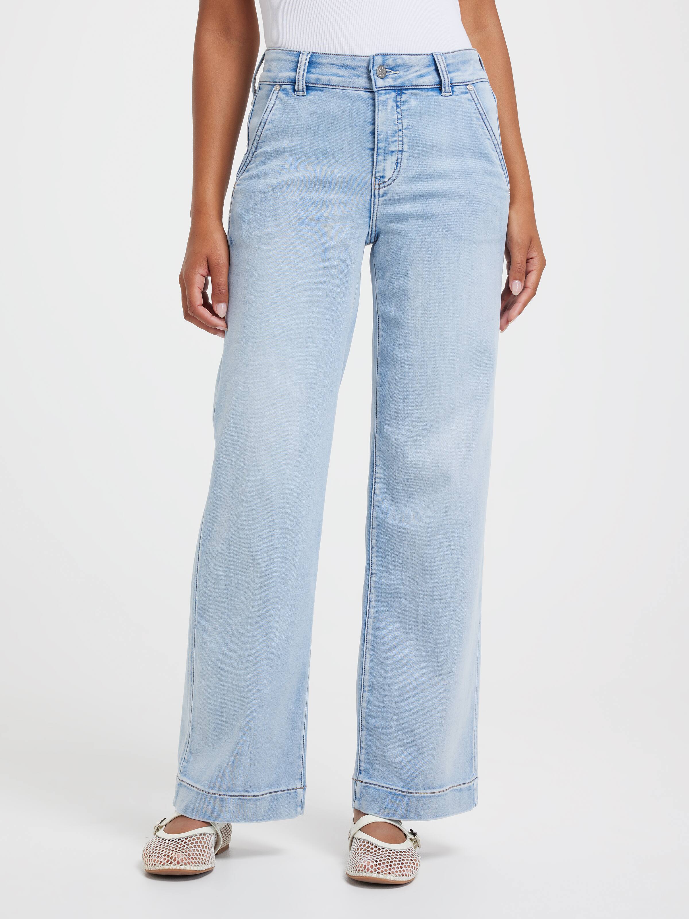 Amaze High Rise Wide Leg Jean