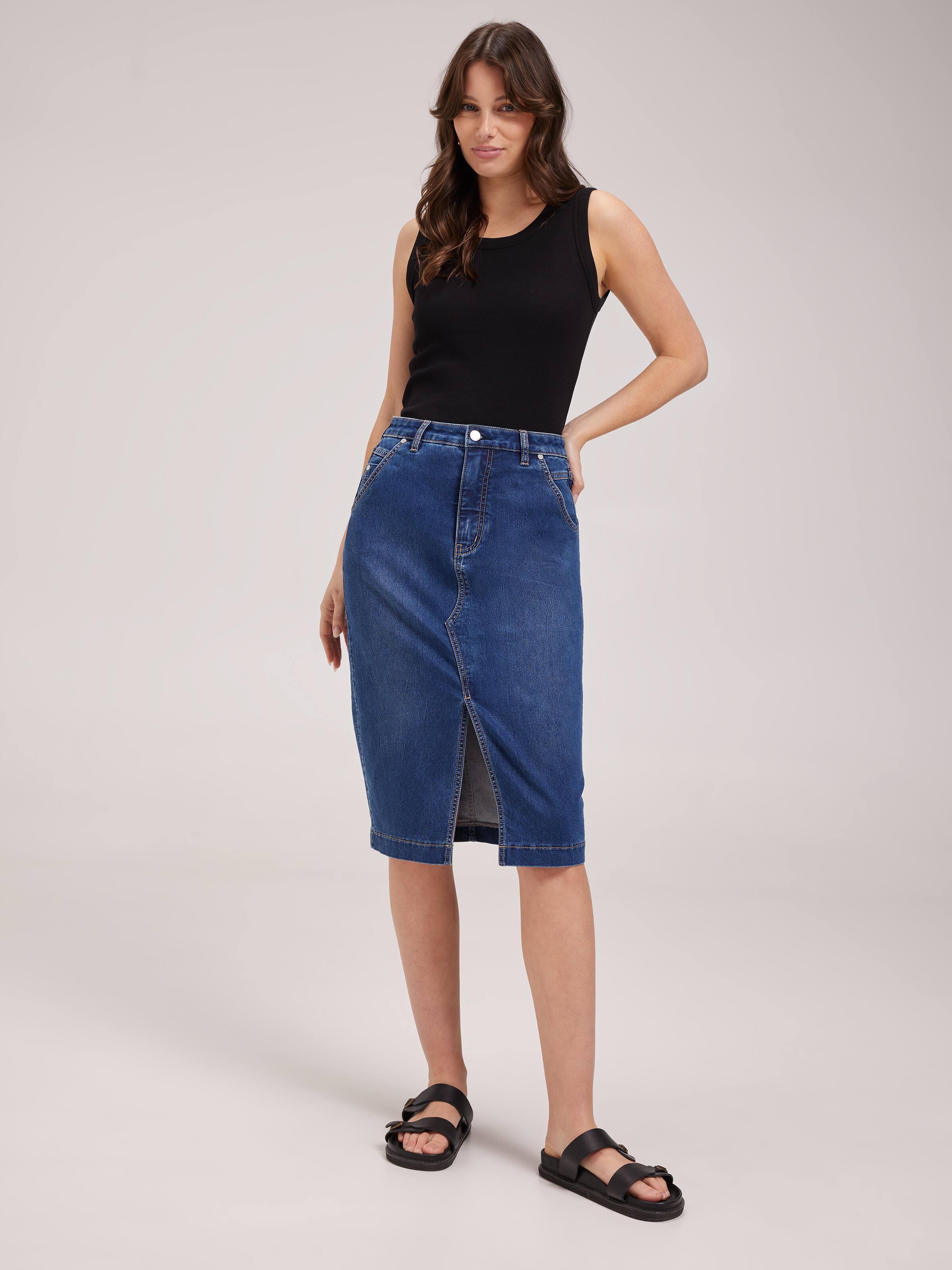 Amaze Knee Length Skirt