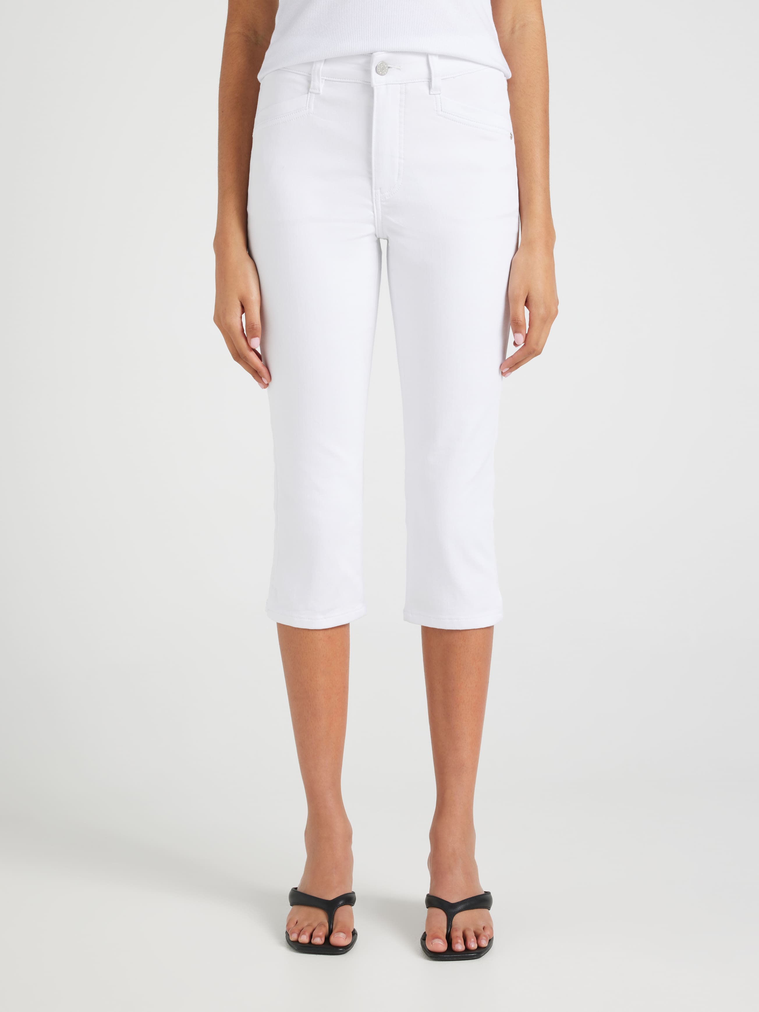 Amaze High Rise Skinny Capri
