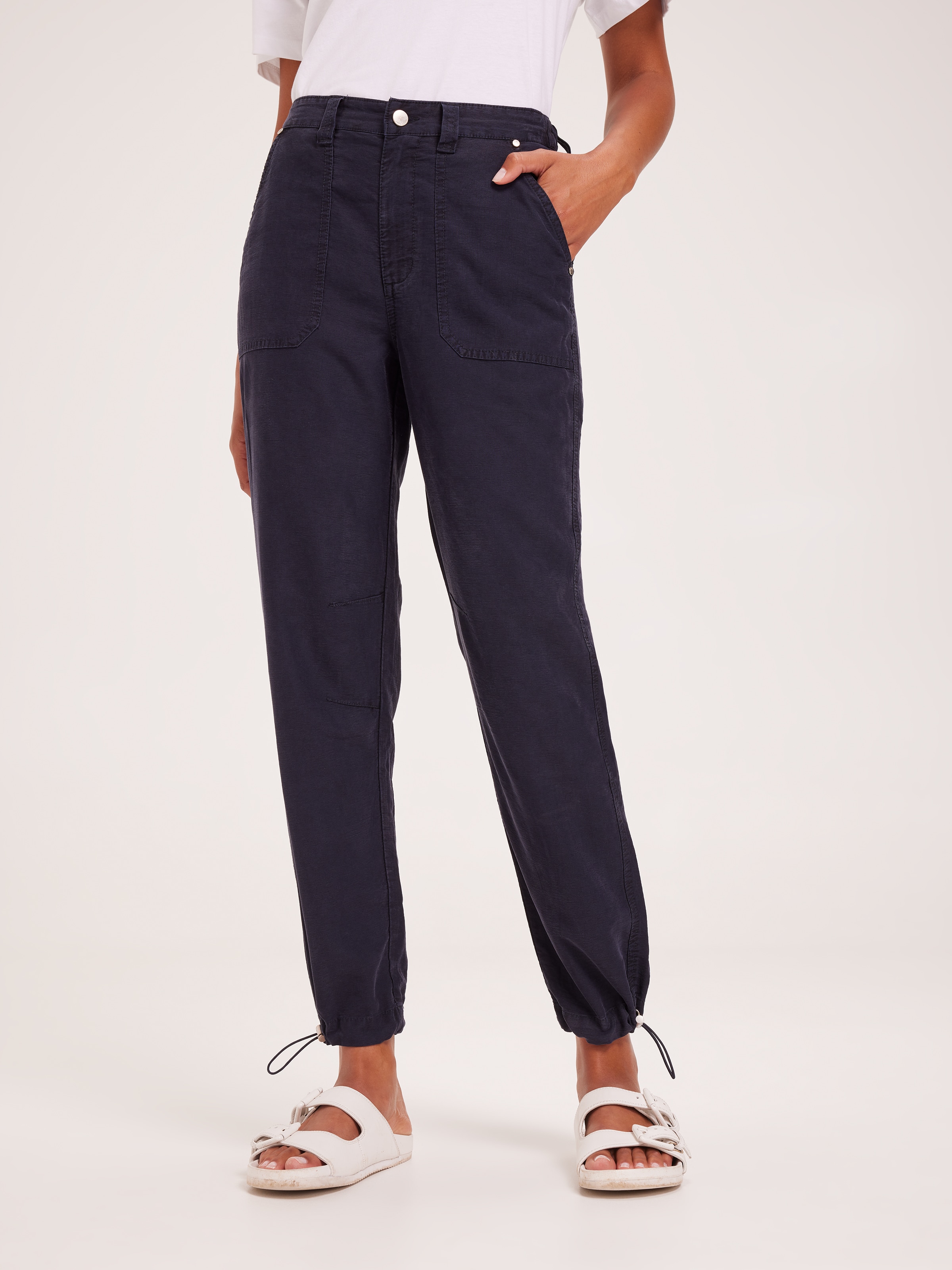 Soft Tapered Utility Pant