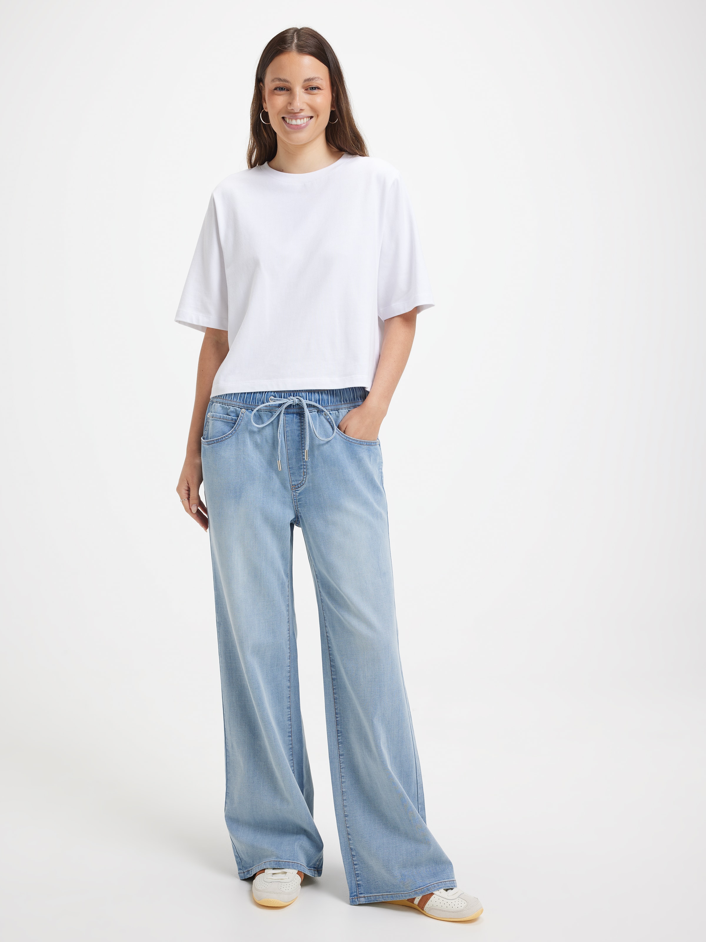Amaze Wide Leg Jogger