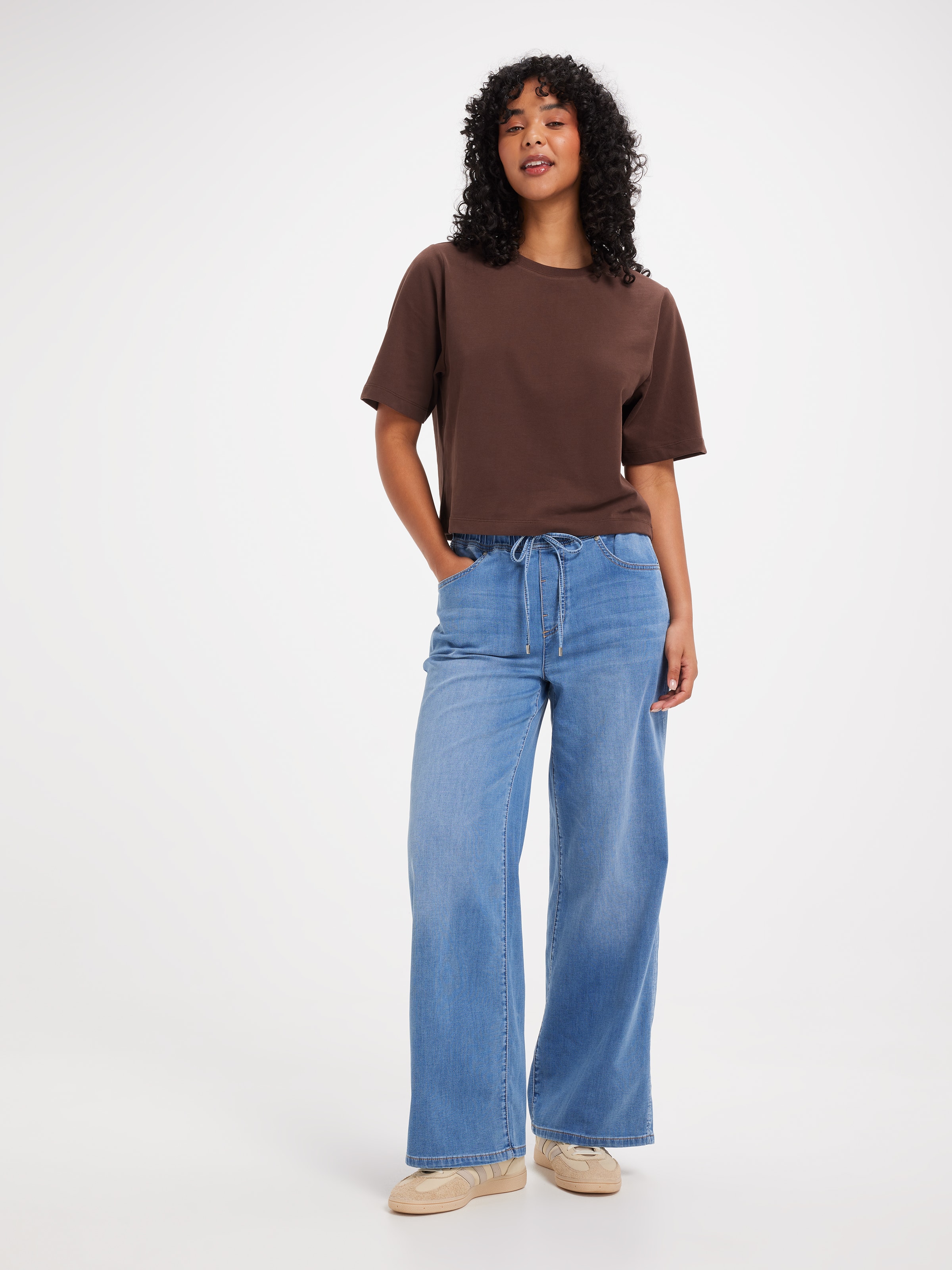 Amaze Jog Wide Leg Fluid Jean