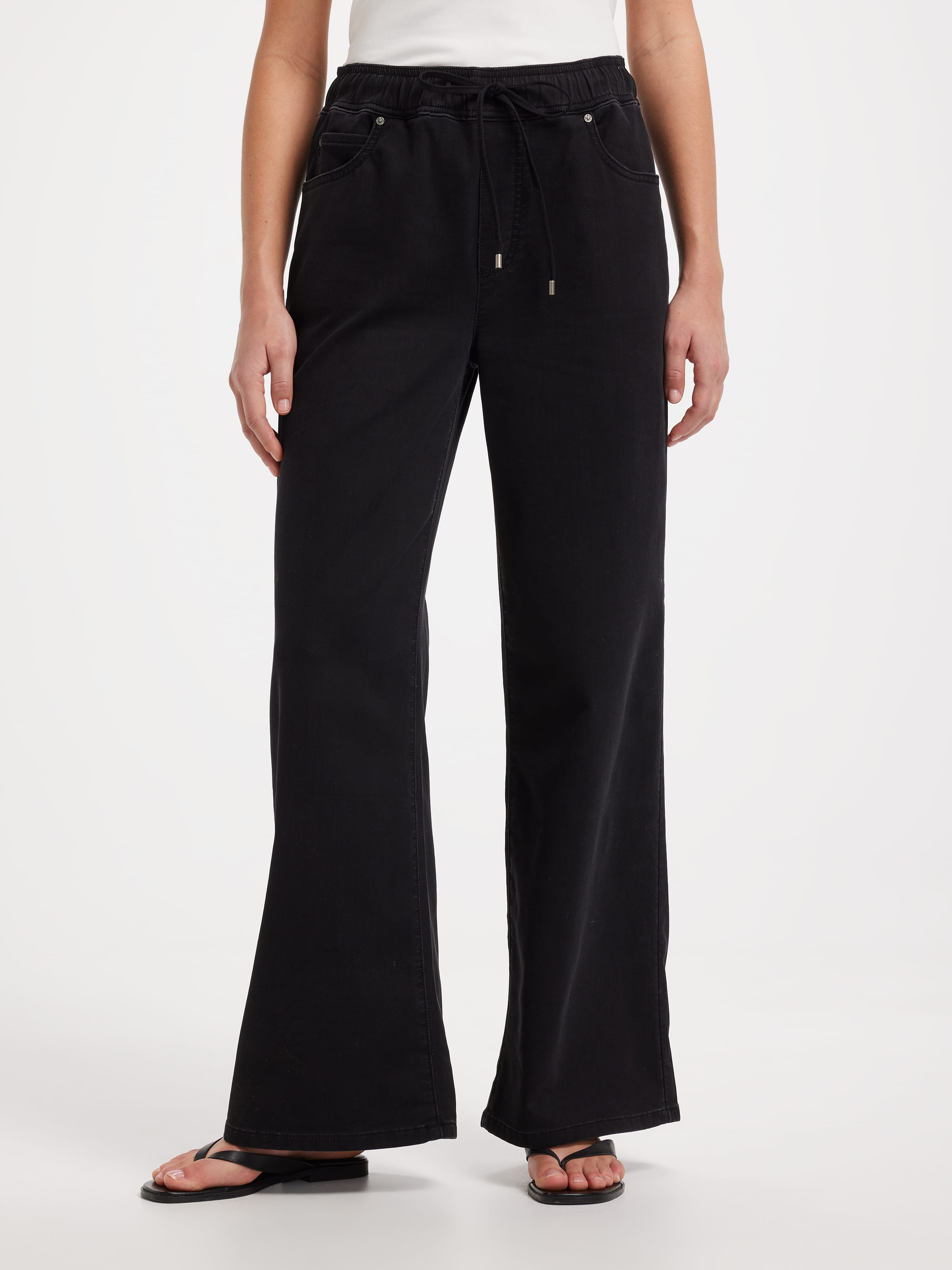 Amaze Jog Wide Leg Fluid Jean