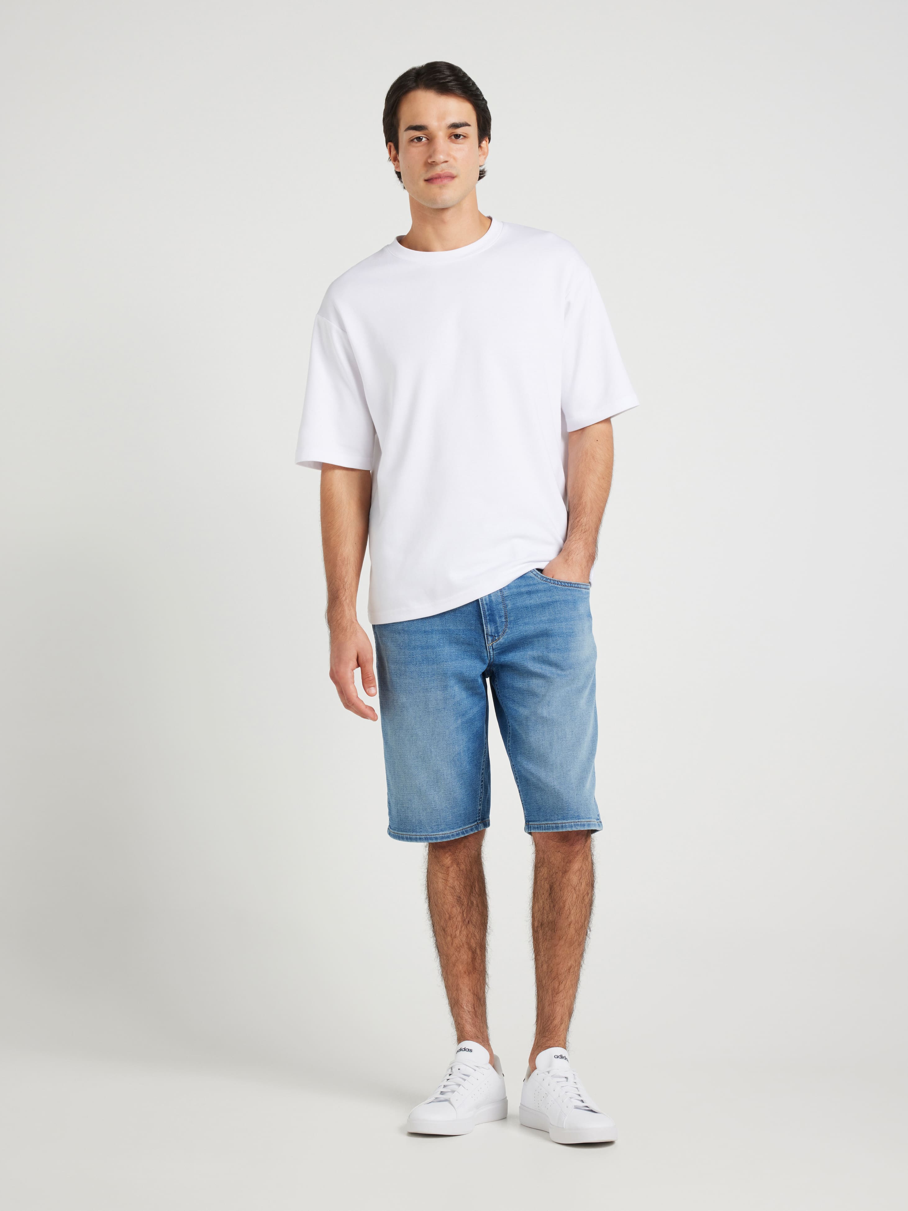 Mega Flex Regular Short