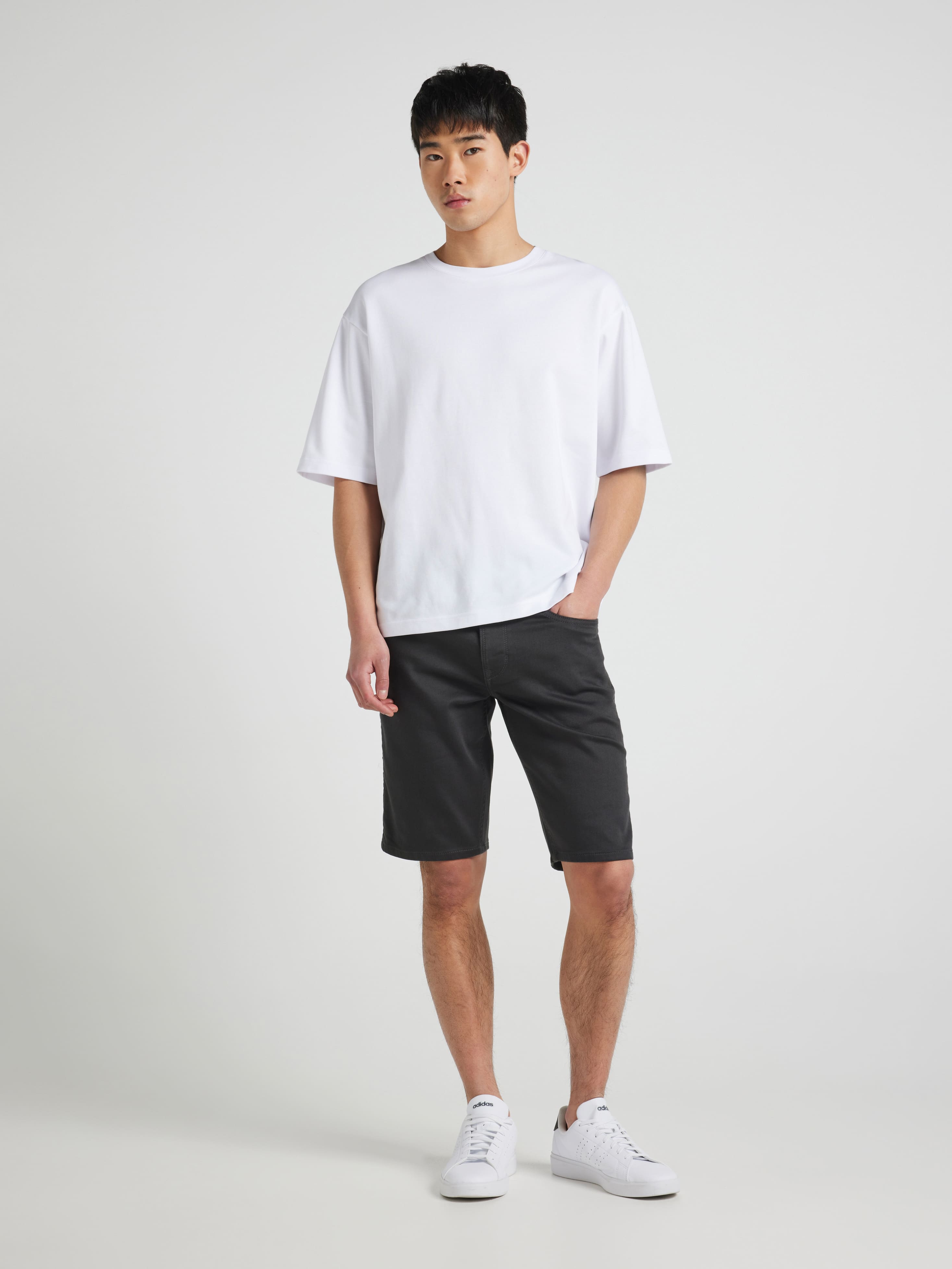 Mega Flex Regular Short