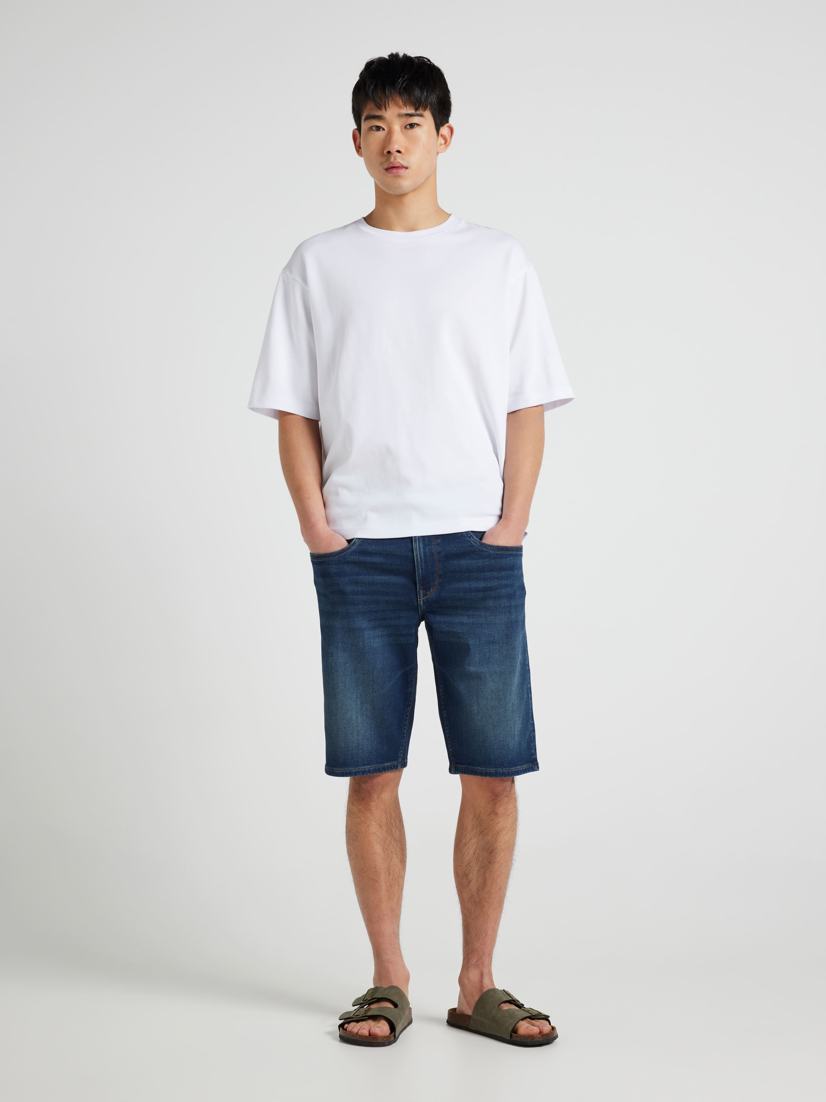 Mega Flex Regular Short