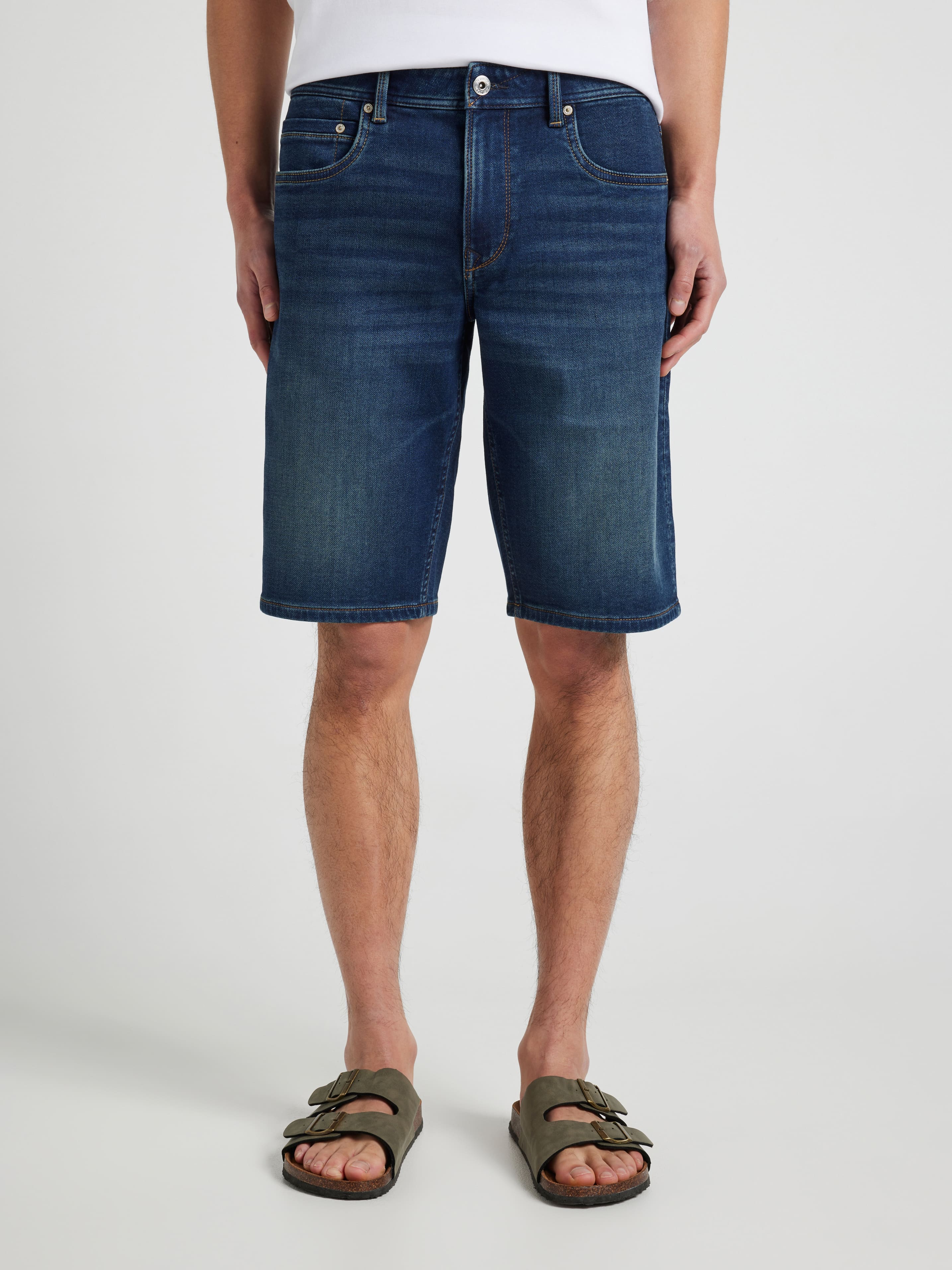Mega Flex Regular Short