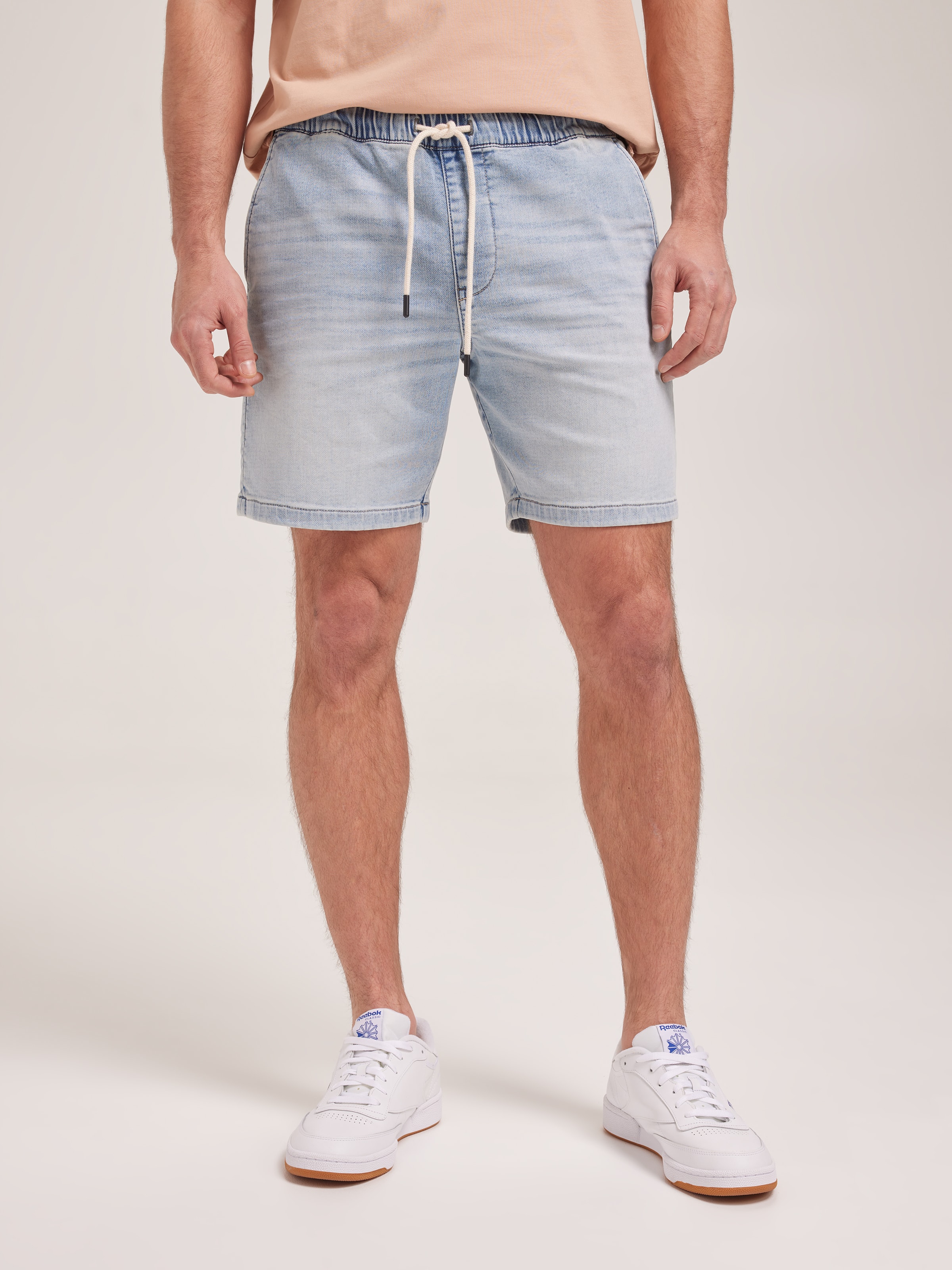 Mega Flex Relaxed Short