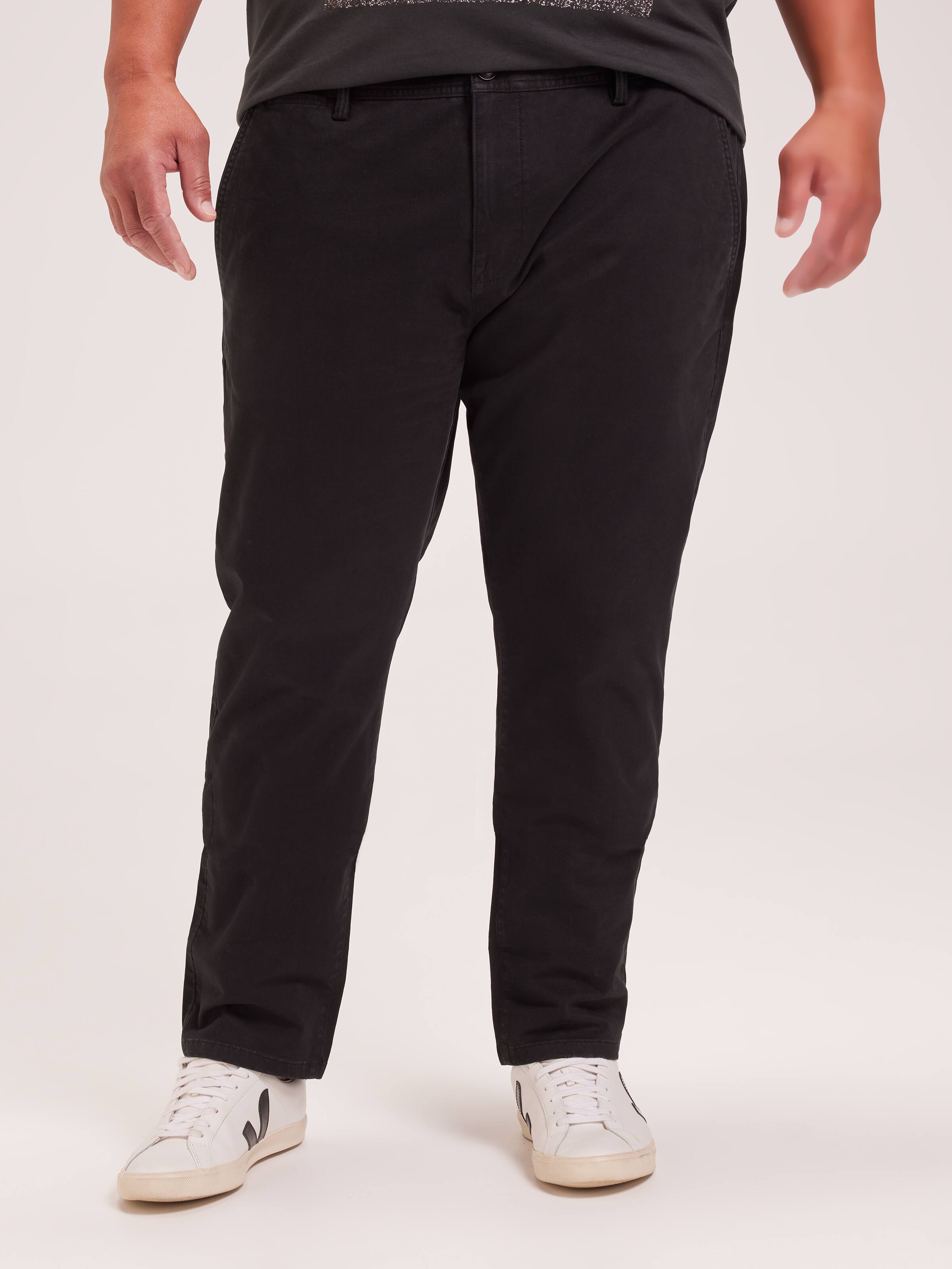 Extended Slant Pocket Slim Straight Jean