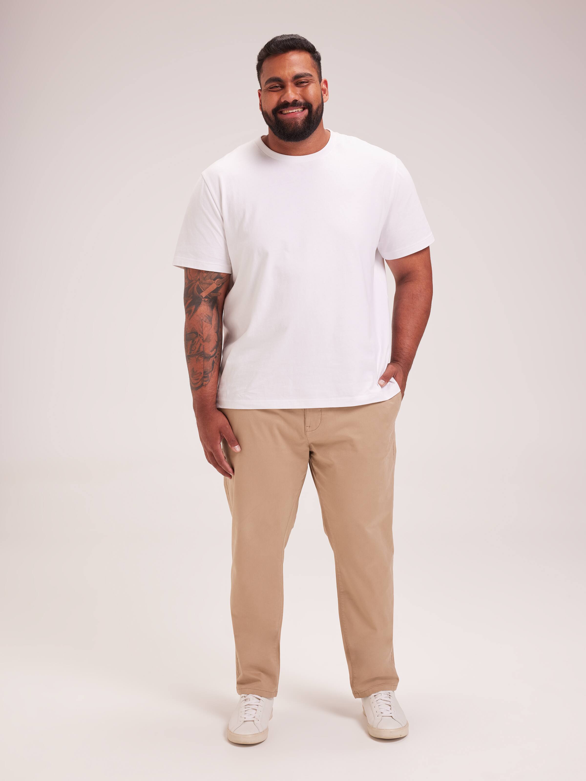 Extended Slant Pocket Slim Straight Jean
