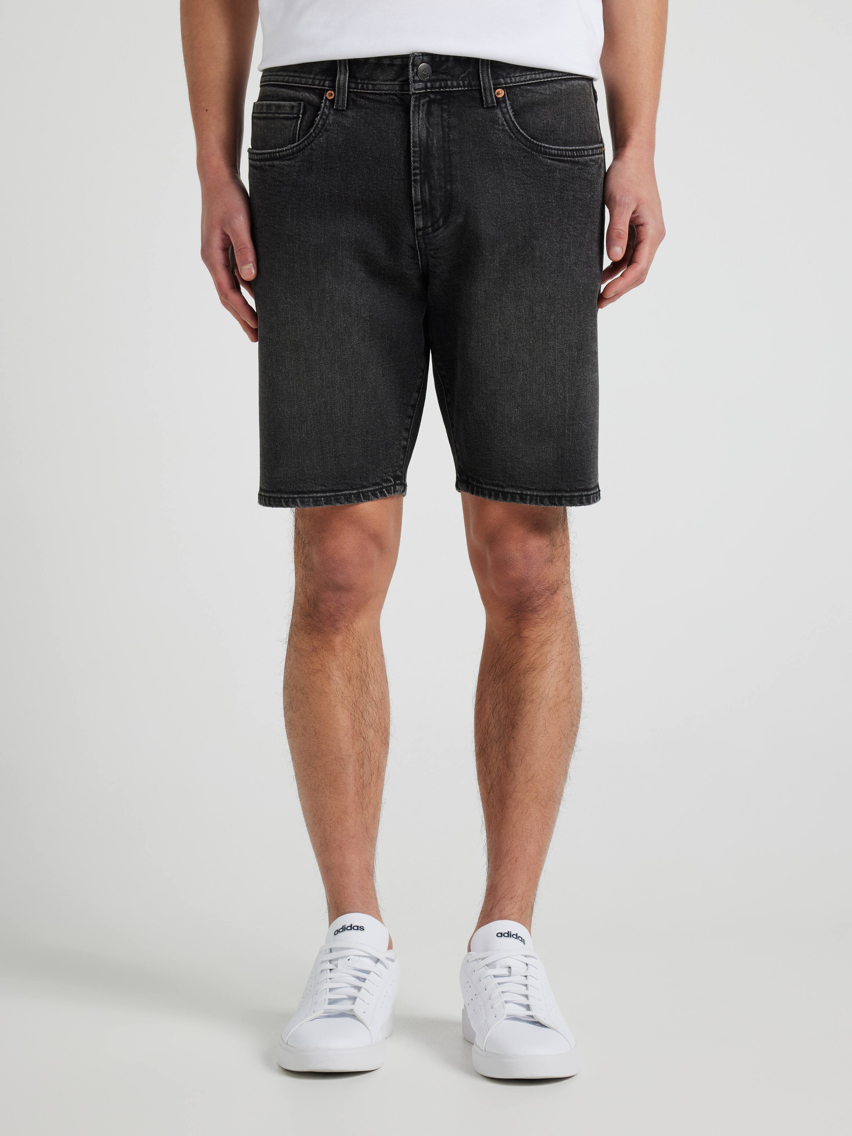 Ultra Soft Slim Short