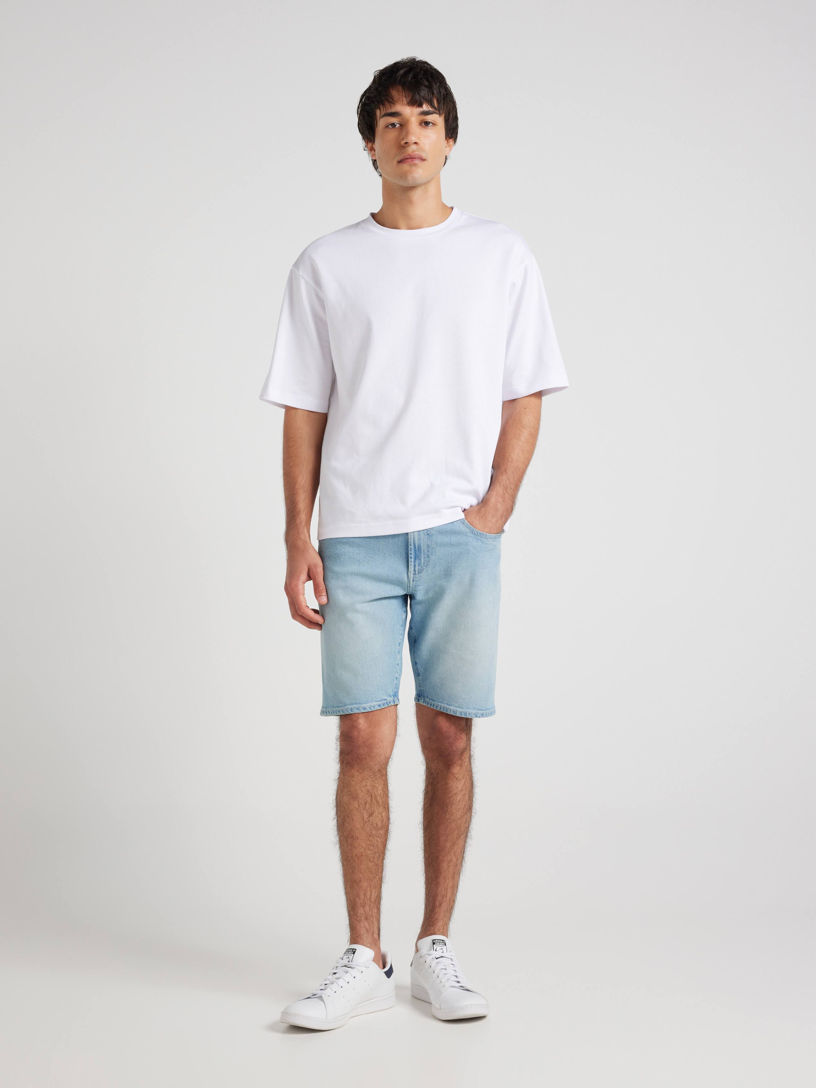 Ultra Soft Slim Short