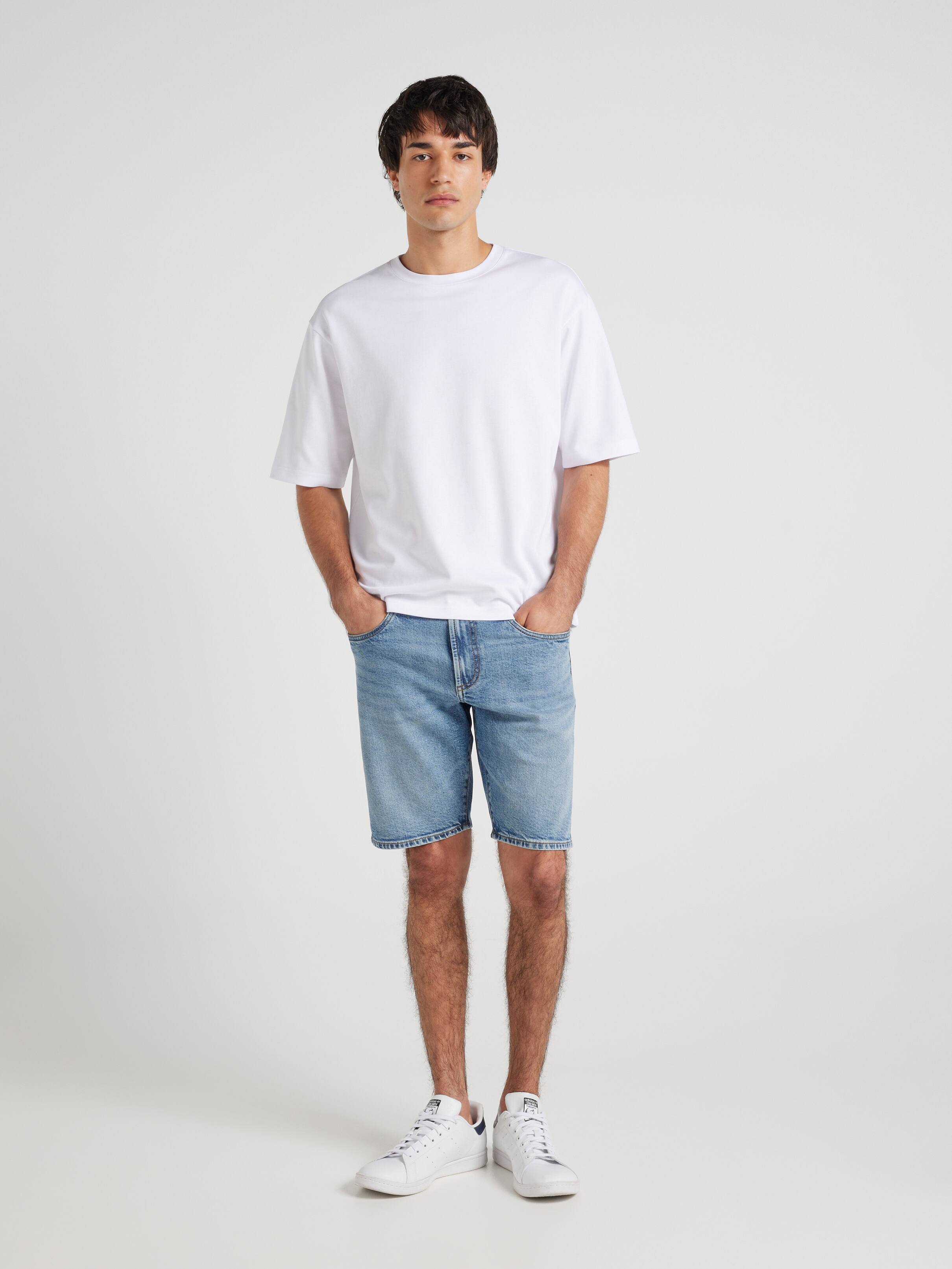 Ultra Soft Slim Short