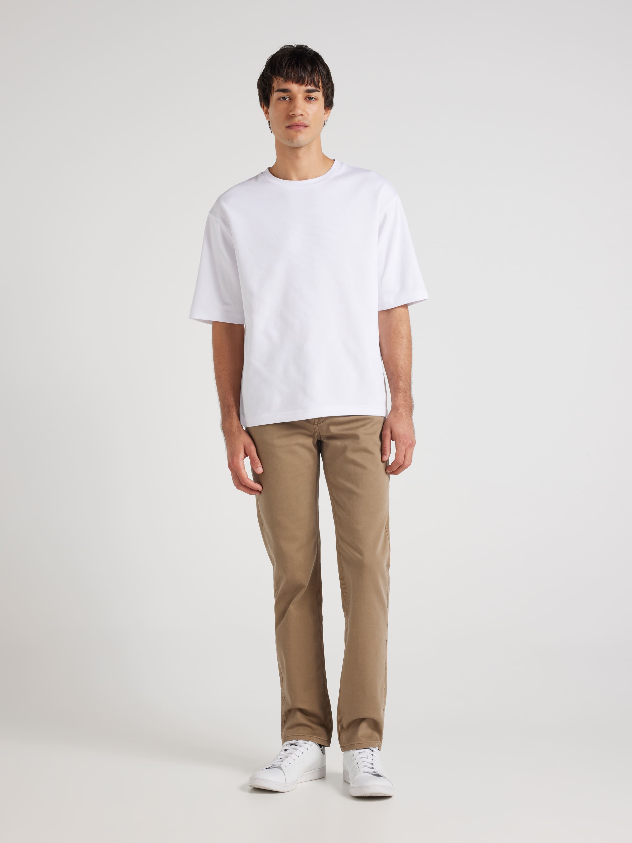 Mega Flex Regular Tapered Jean