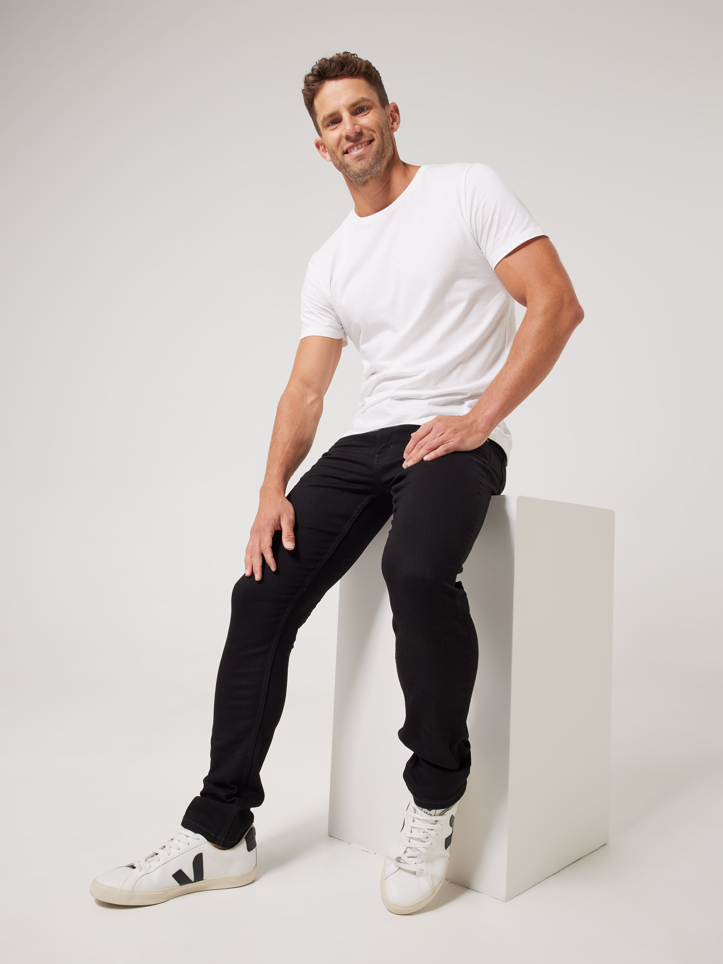 Leroy Slim Tapered Leg