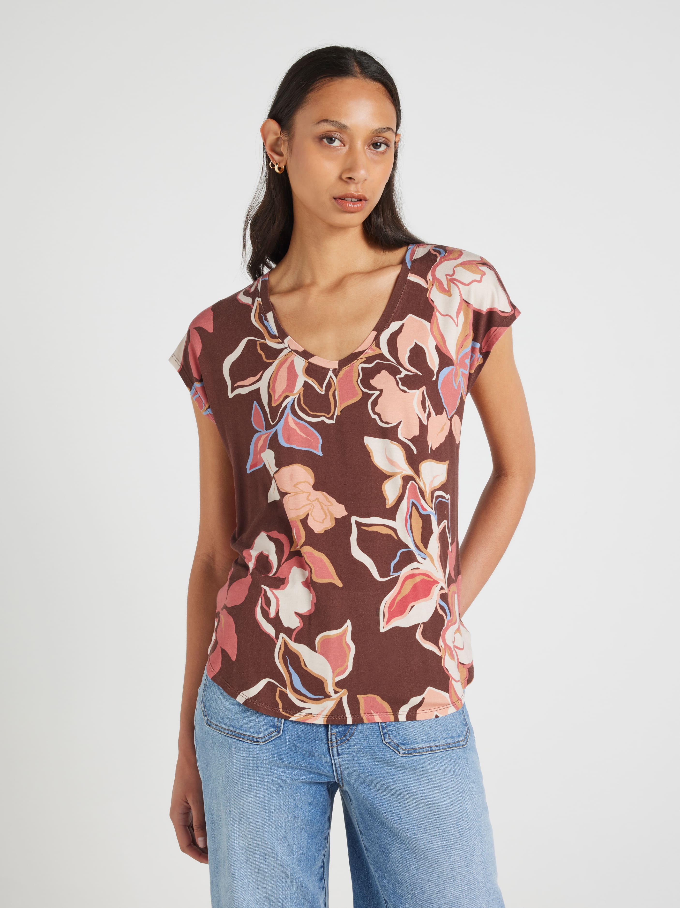 The Luxe V Neck Tee