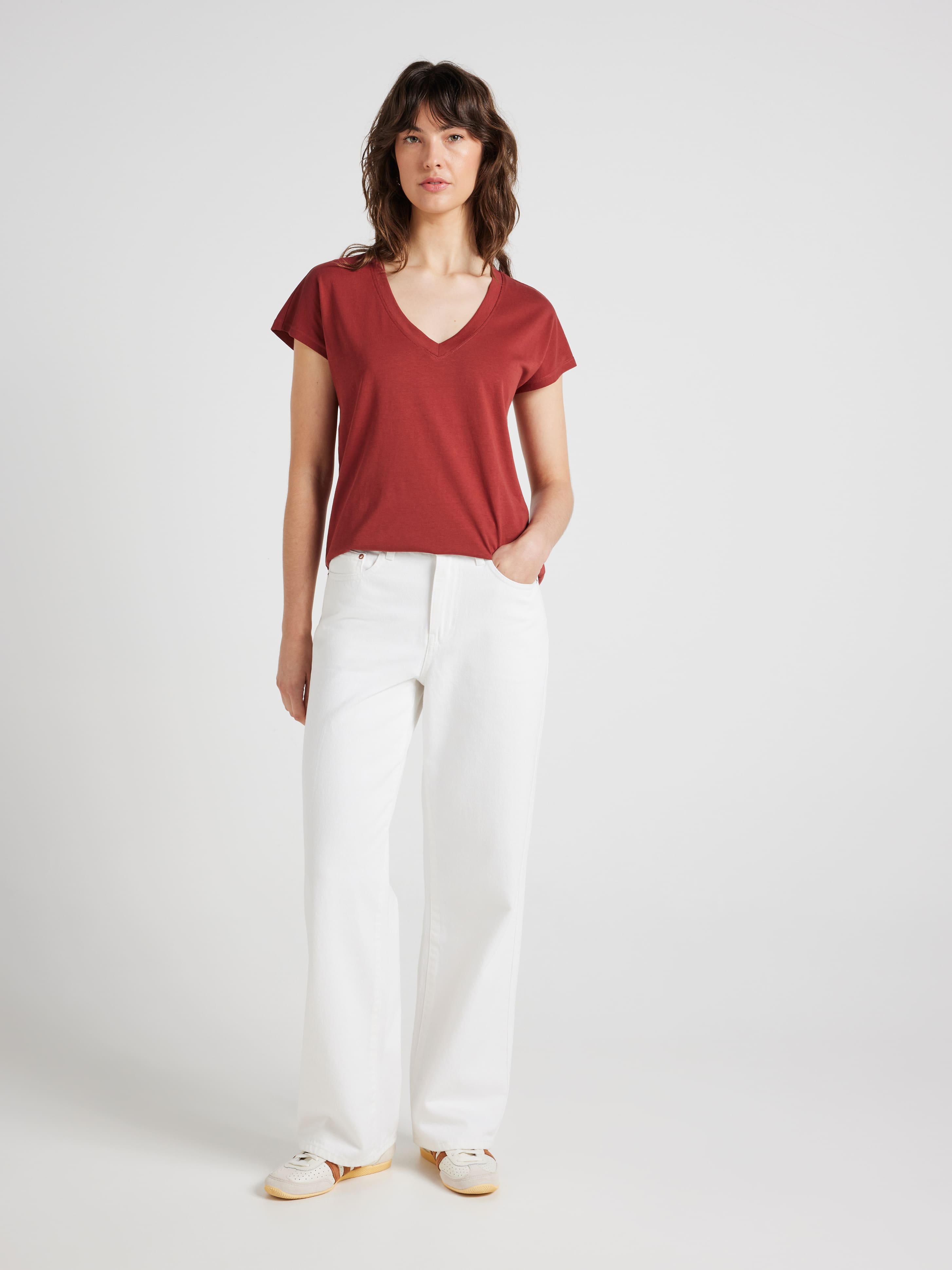 Signature V Neck Tee