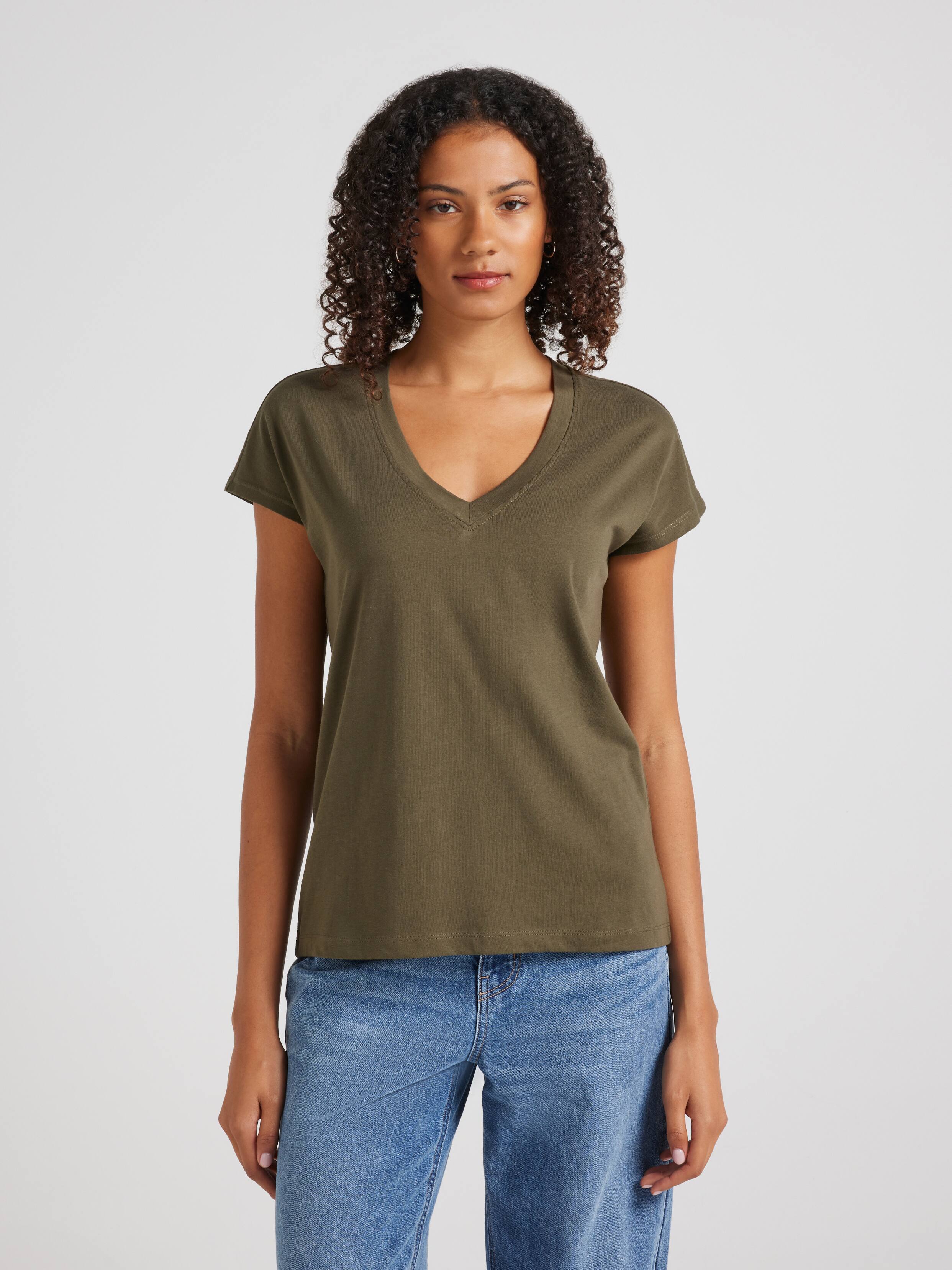 Signature V Neck Tee