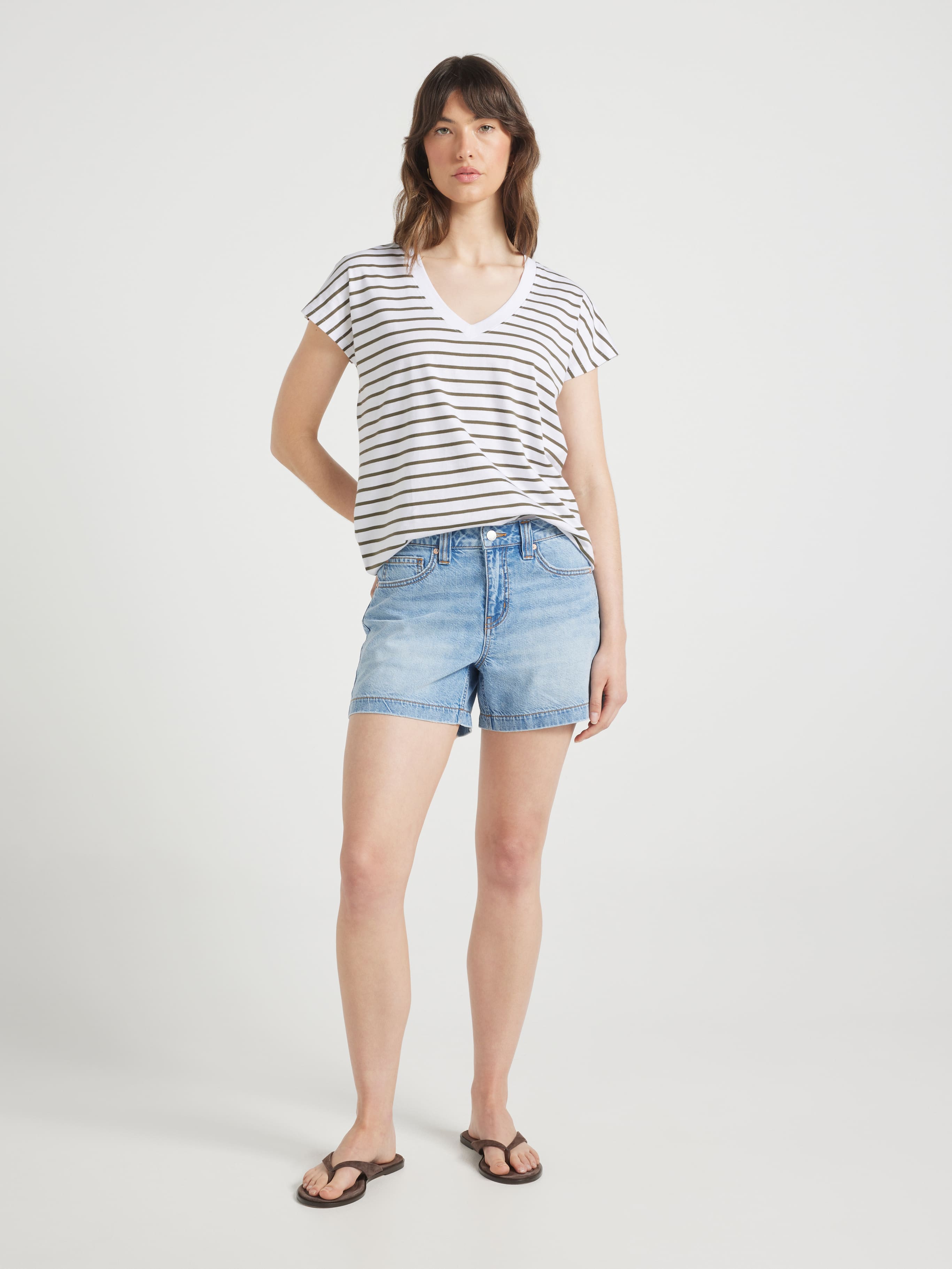 Signature V Neck Tee