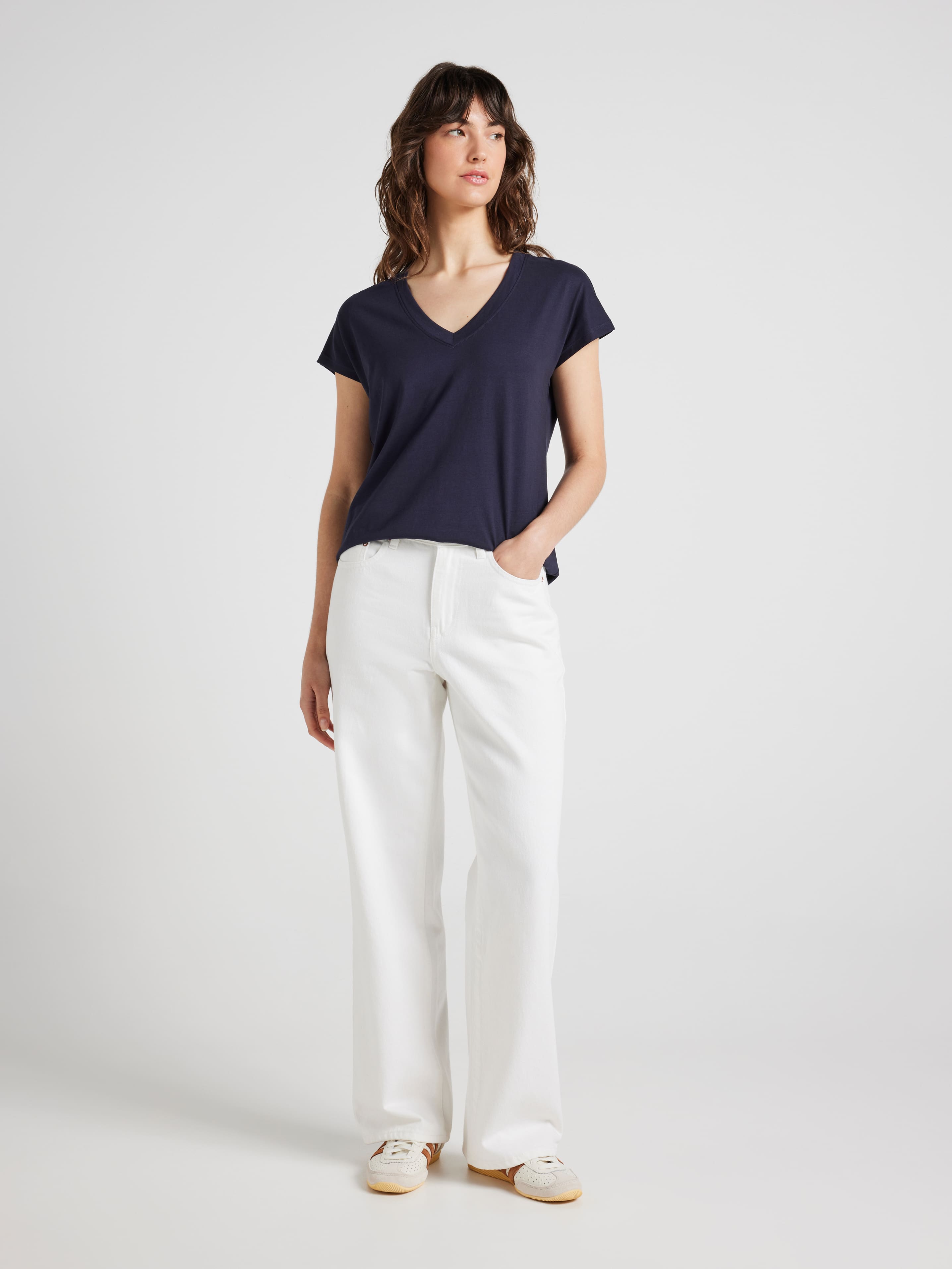 Signature V Neck Tee