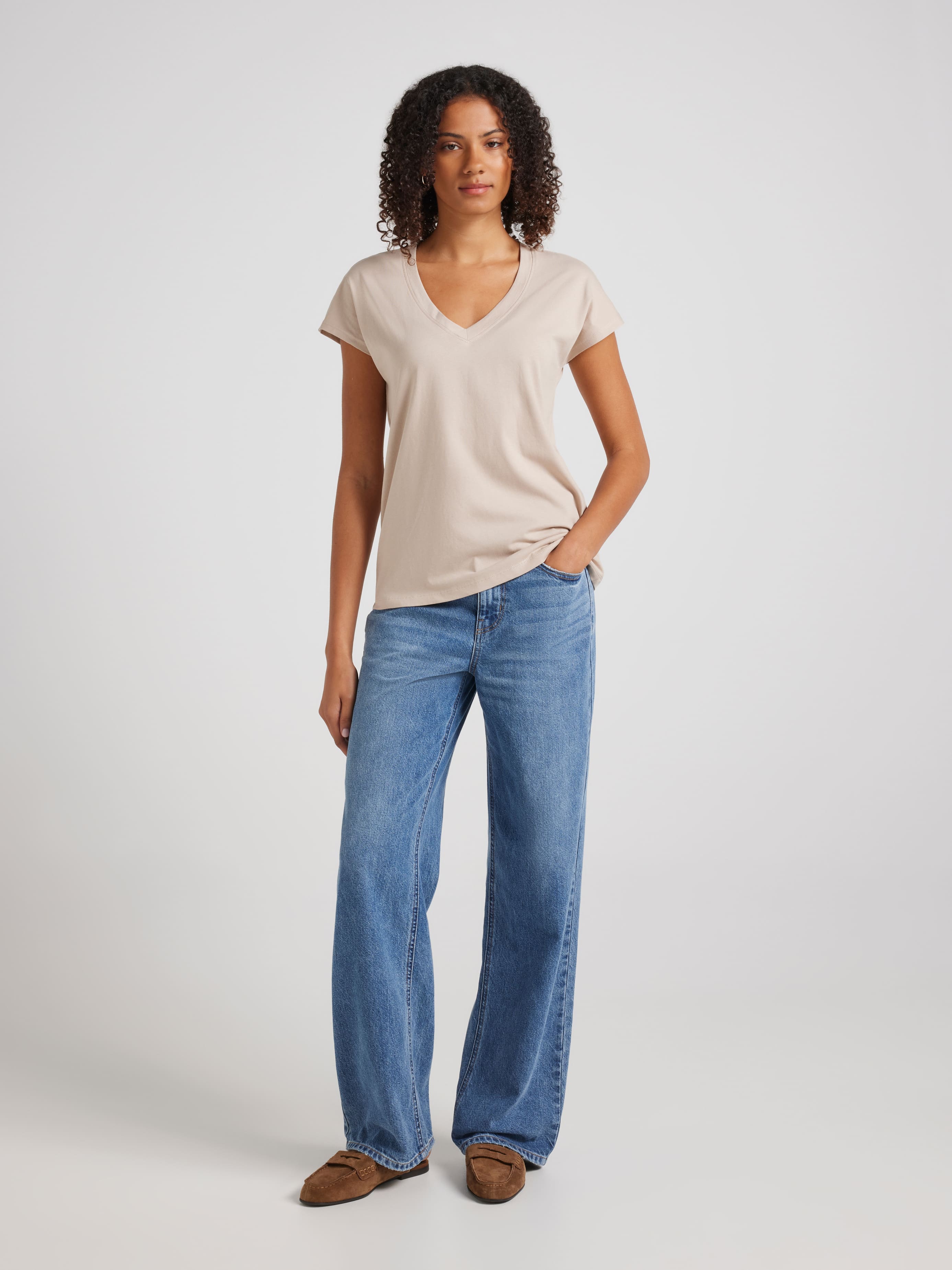 Signature V Neck Tee