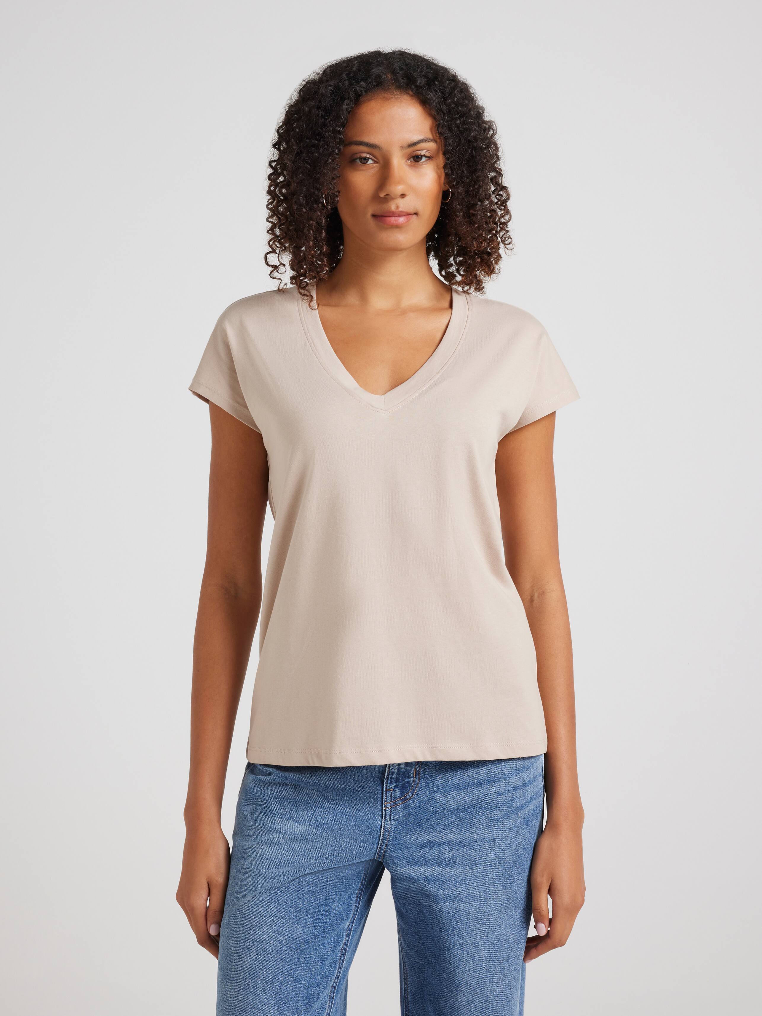 Signature V Neck Tee