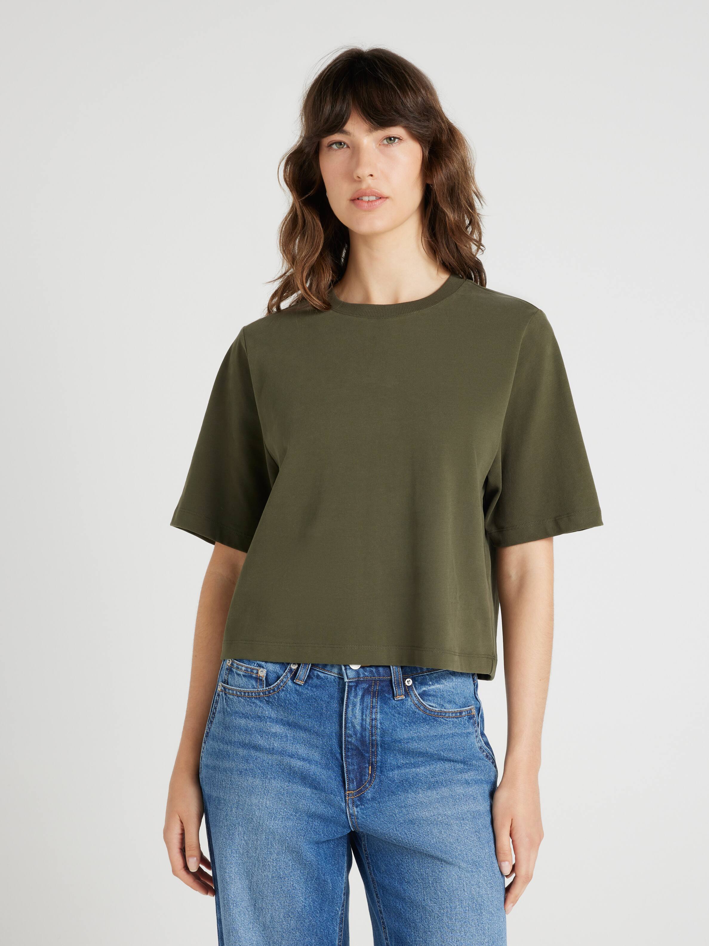 The Boxy Crop Tee