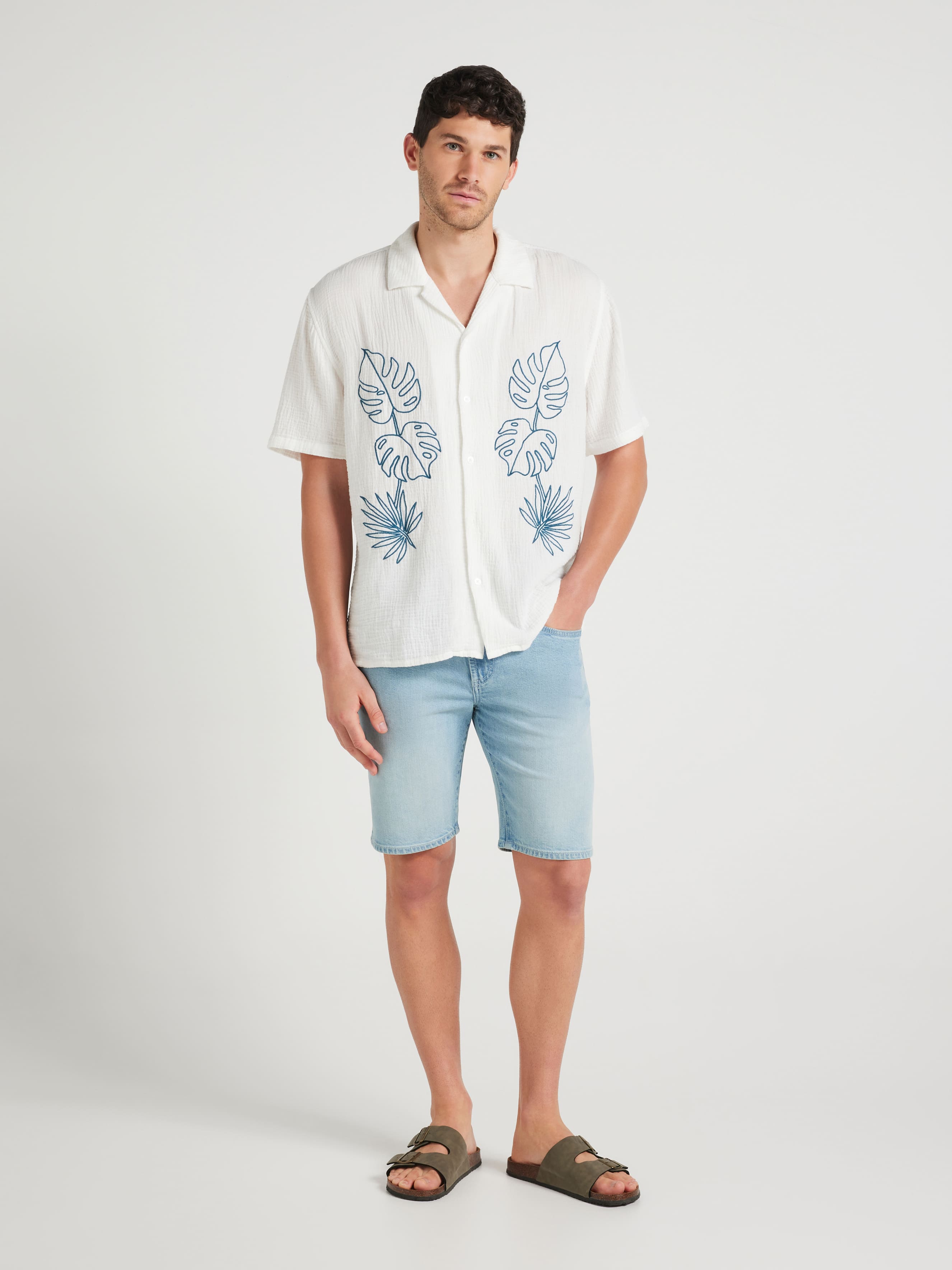 Short Sleeve Resort Embroidery Shirt