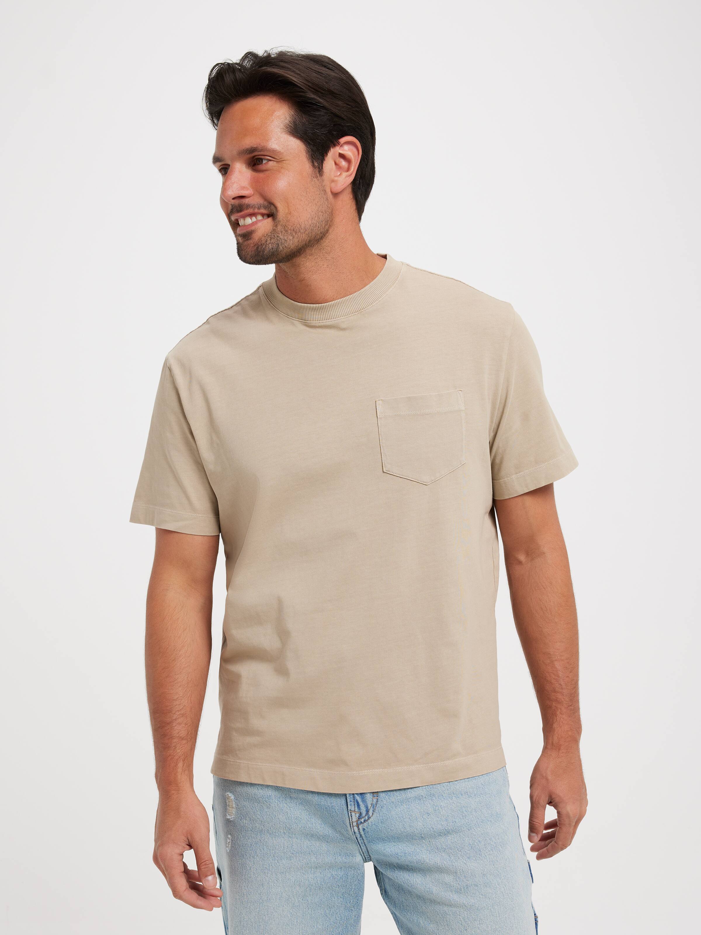 Short Sleeve Relaxed Fit Pocket Tee