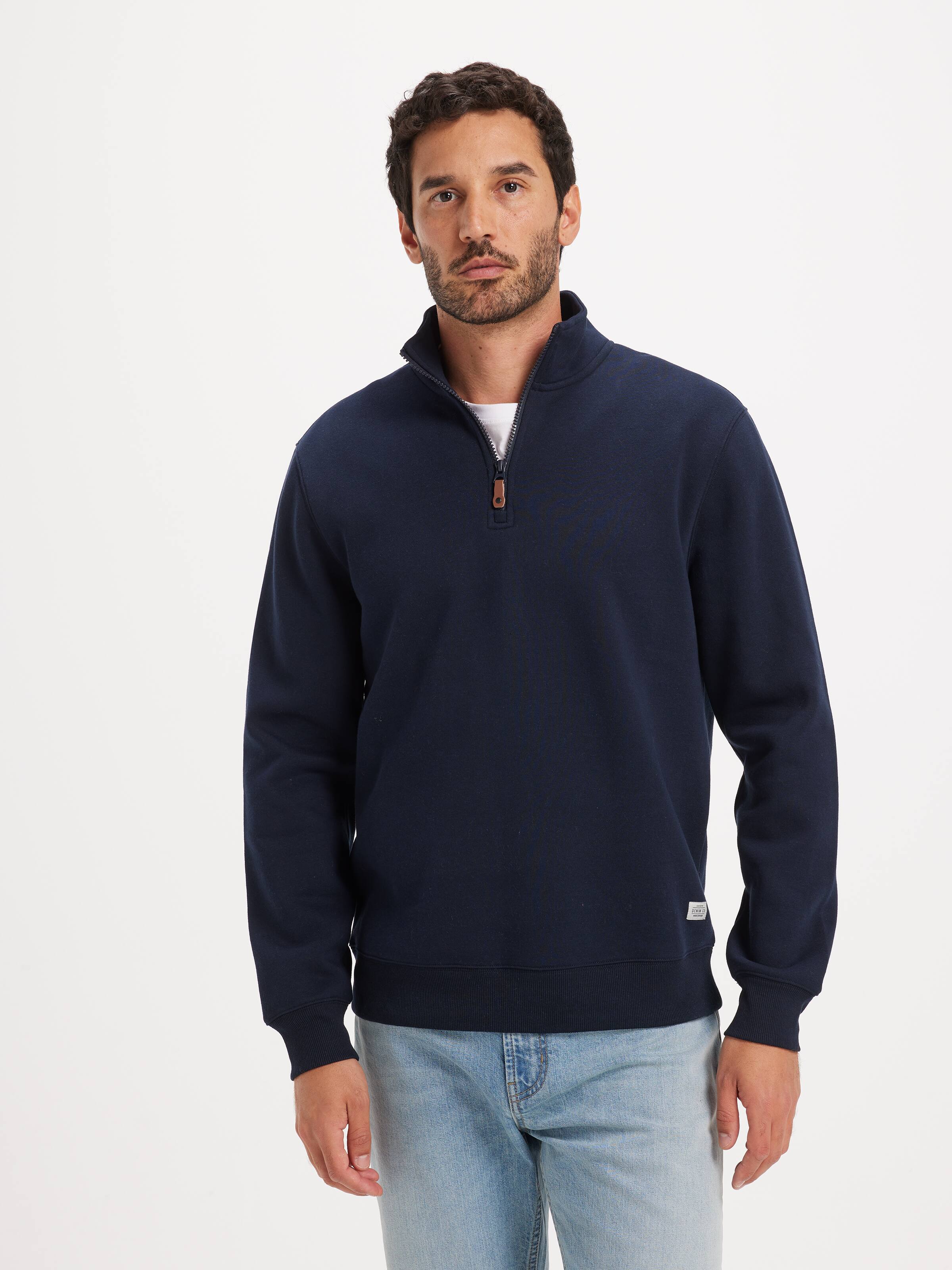 Quarter Zip Sweat