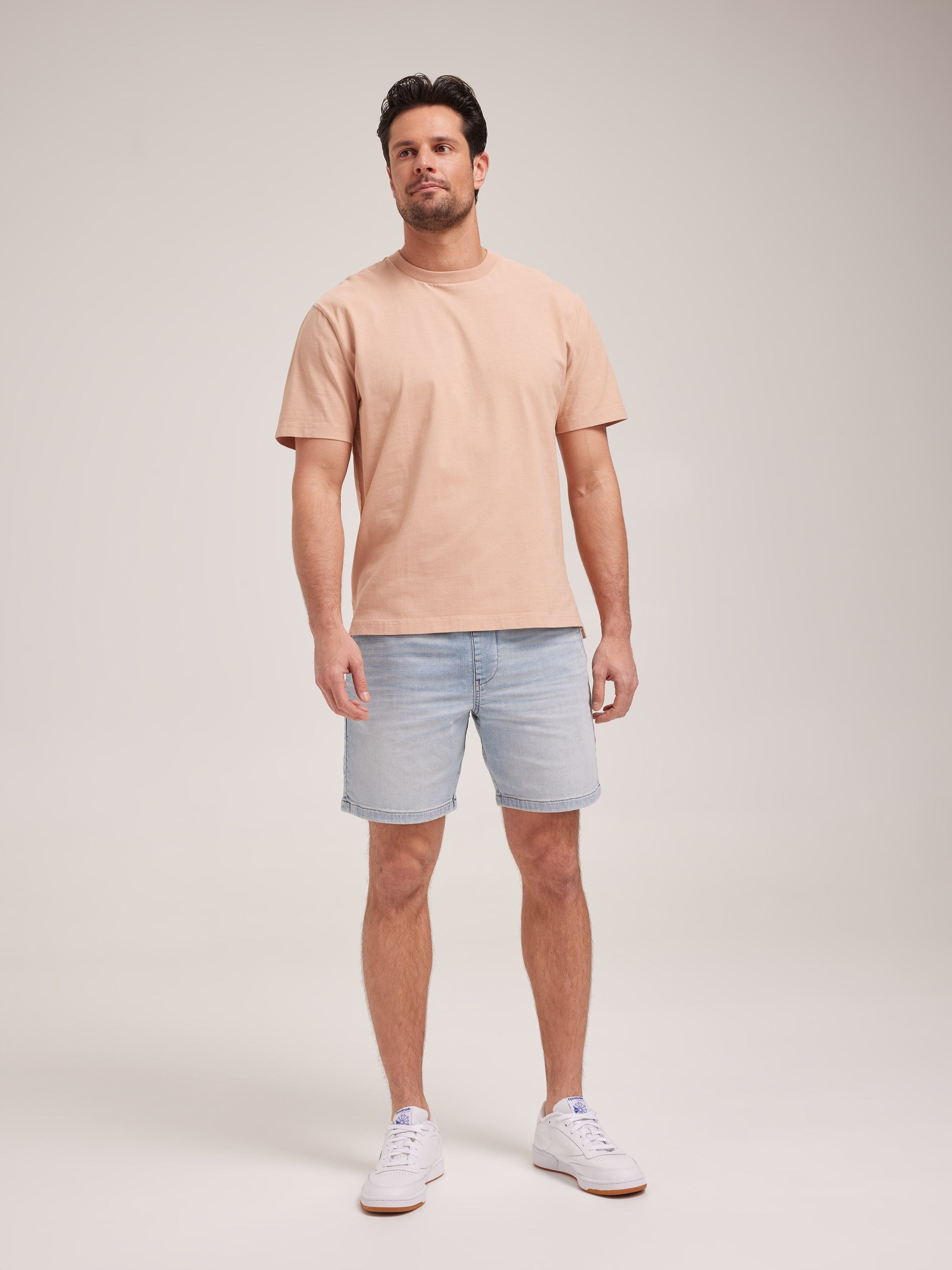 Casual Fit Tee