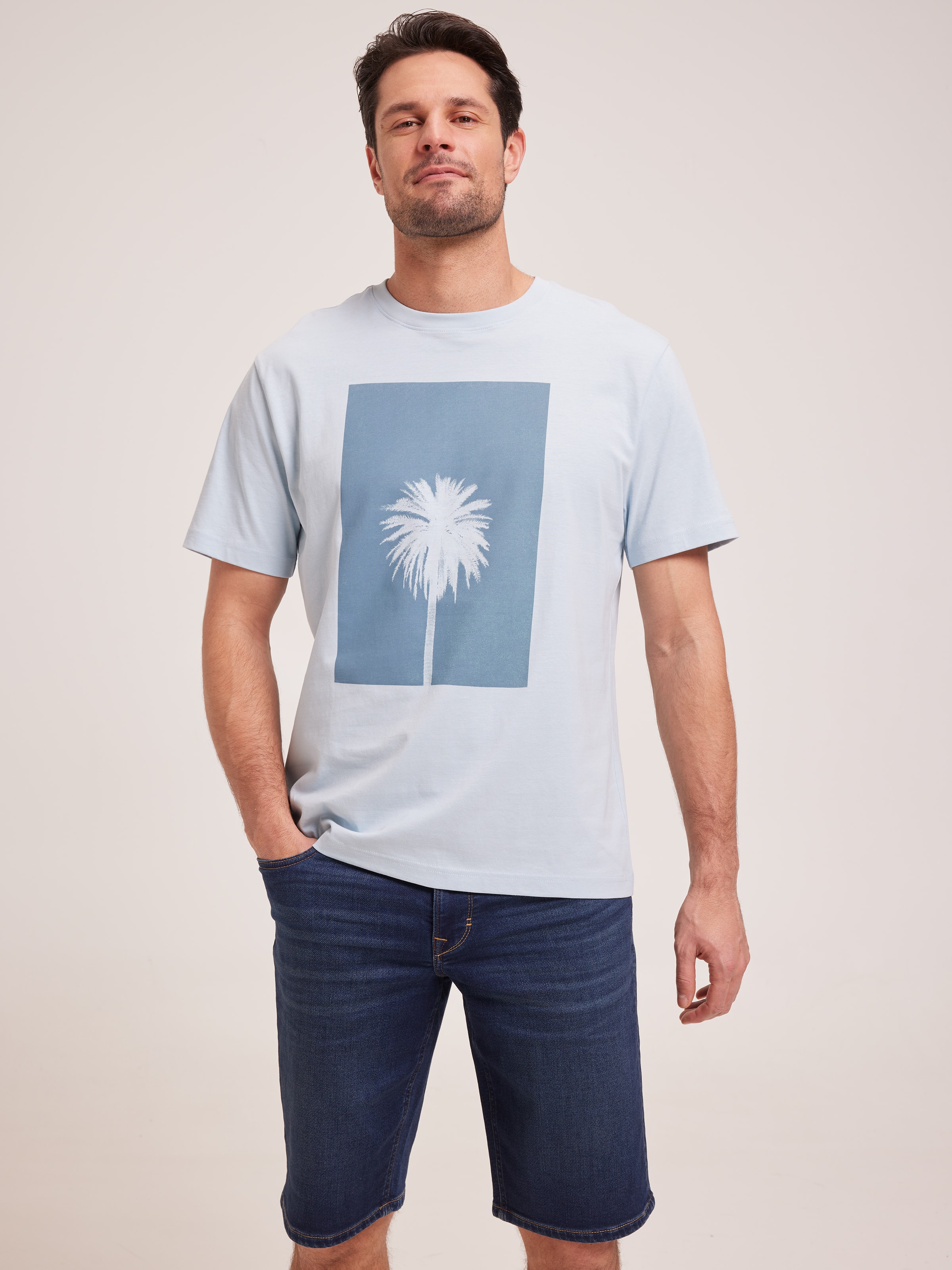 Tonal Block Palm Casual Tee
