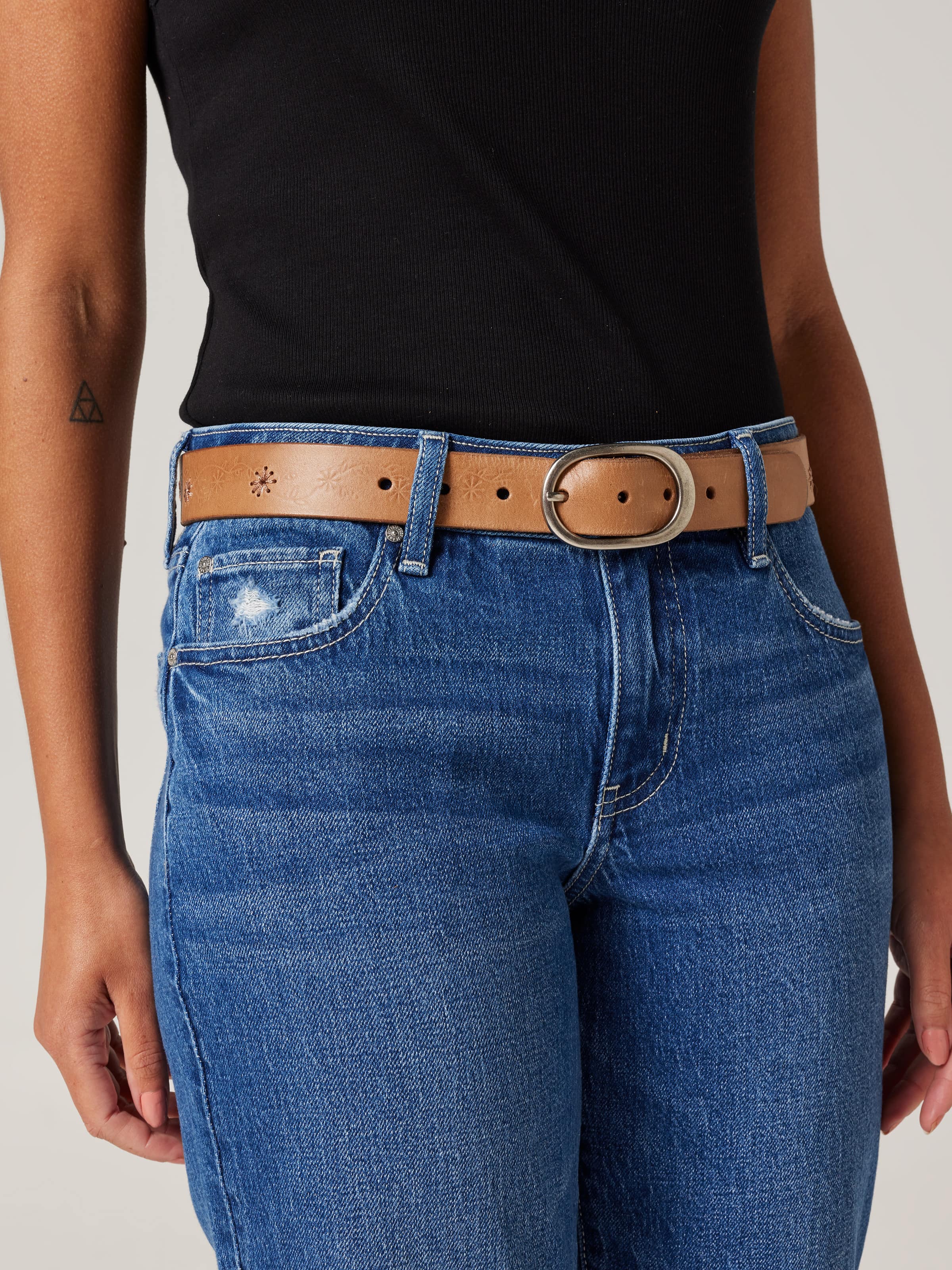 Daisy Handstitched Leather Belt
