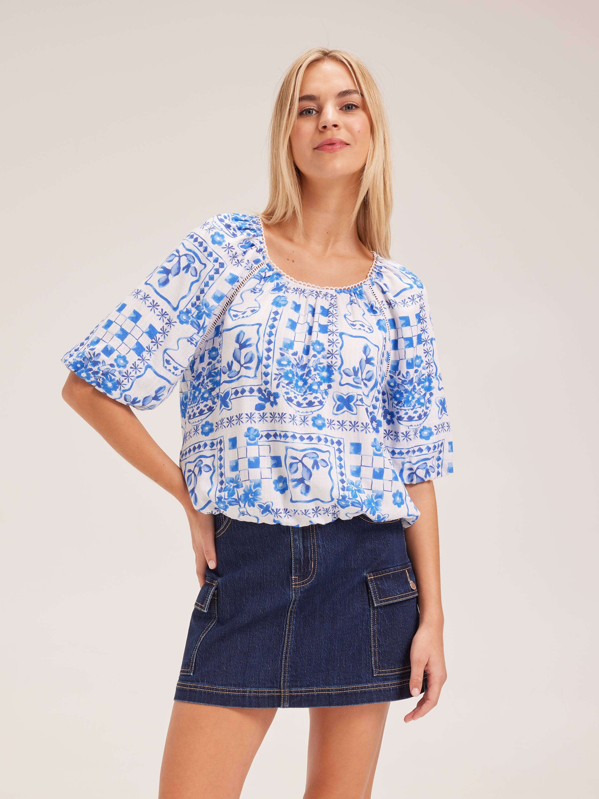 Skylar Lace Trim Top