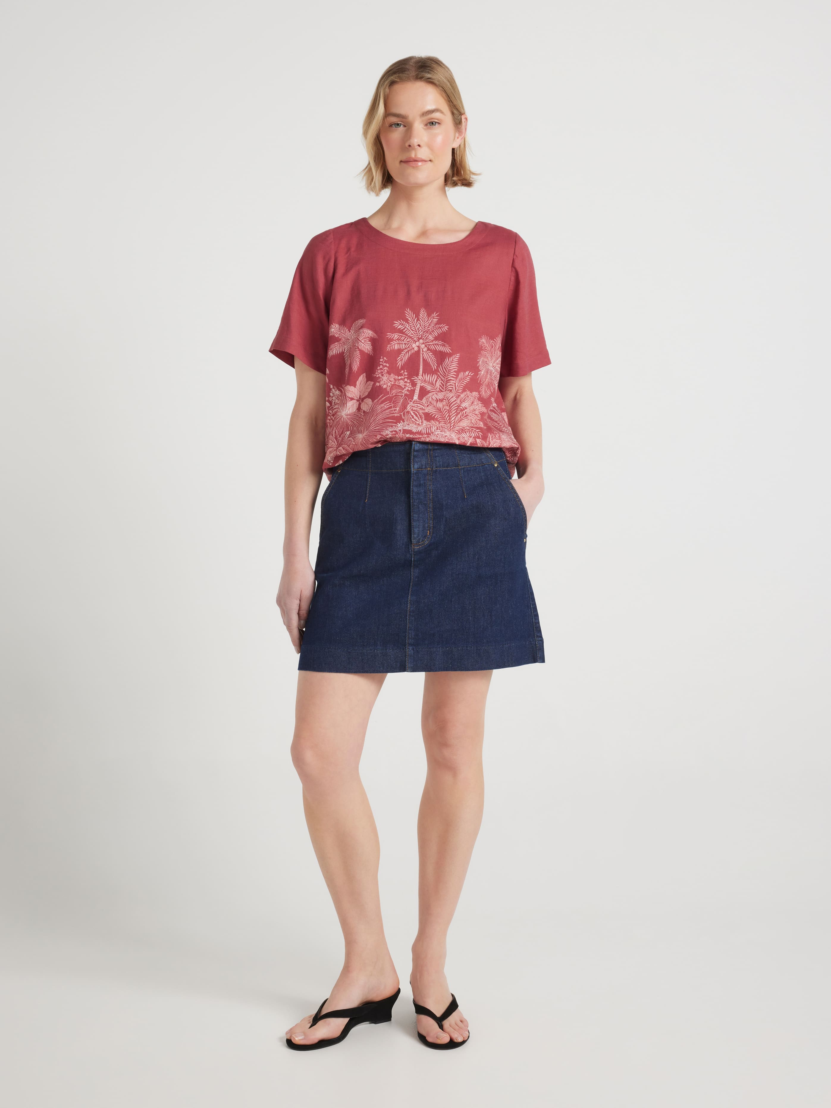 Lisa Linen Tee